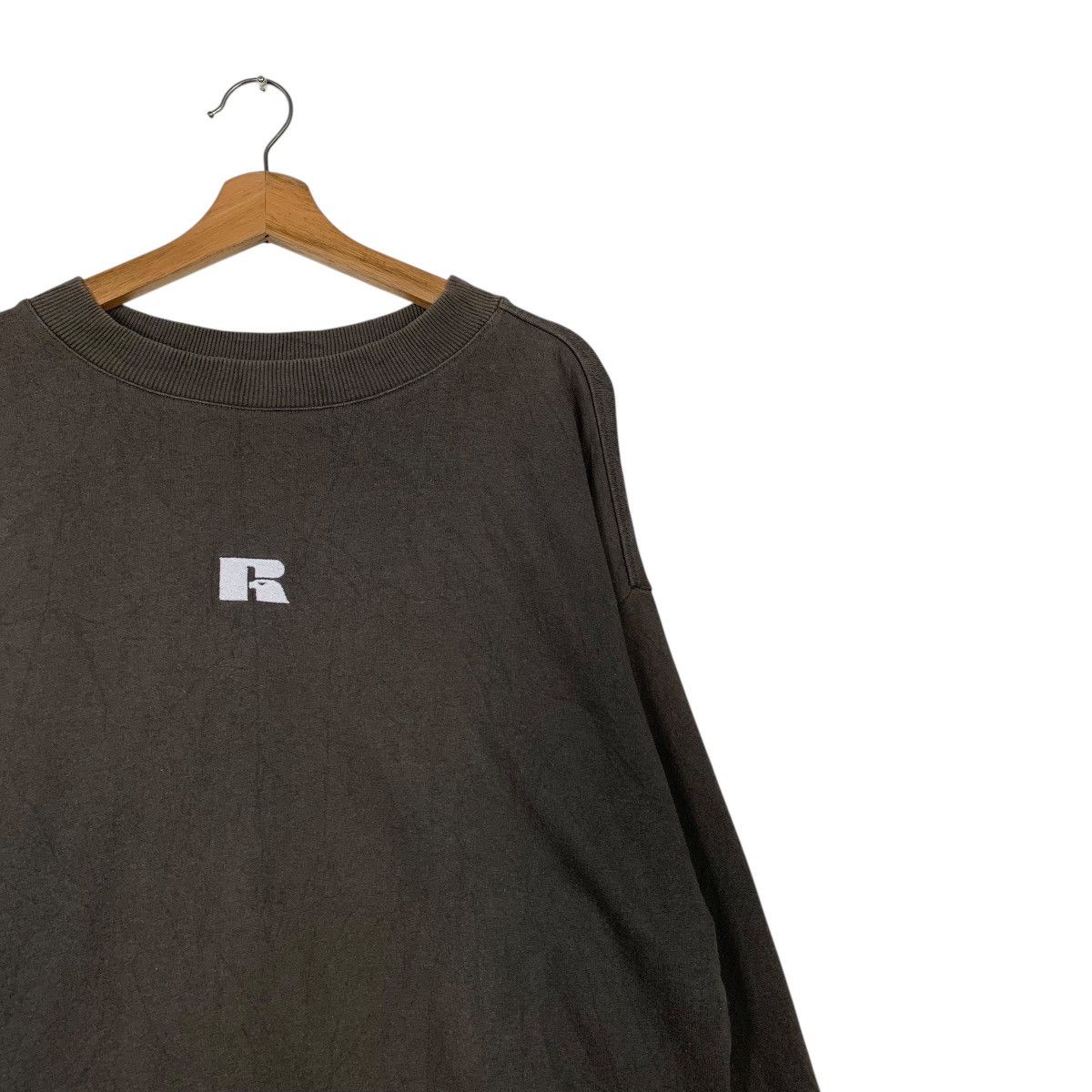 Russell Athletic Vintage Russell Athletic Centre Logo Crewneck Sweatshirt Size US XL / EU 56 / 4 - 5 Thumbnail