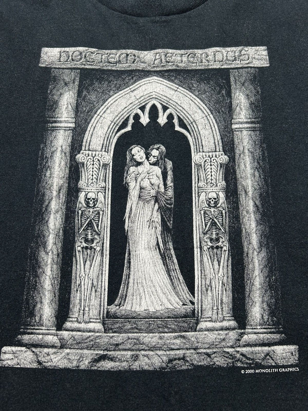 Band Tees Vintage 2000 Monolith Graphics Joseph Vargo Gothic Art Tee Size US M / EU 48-50 / 2 - 5 Thumbnail