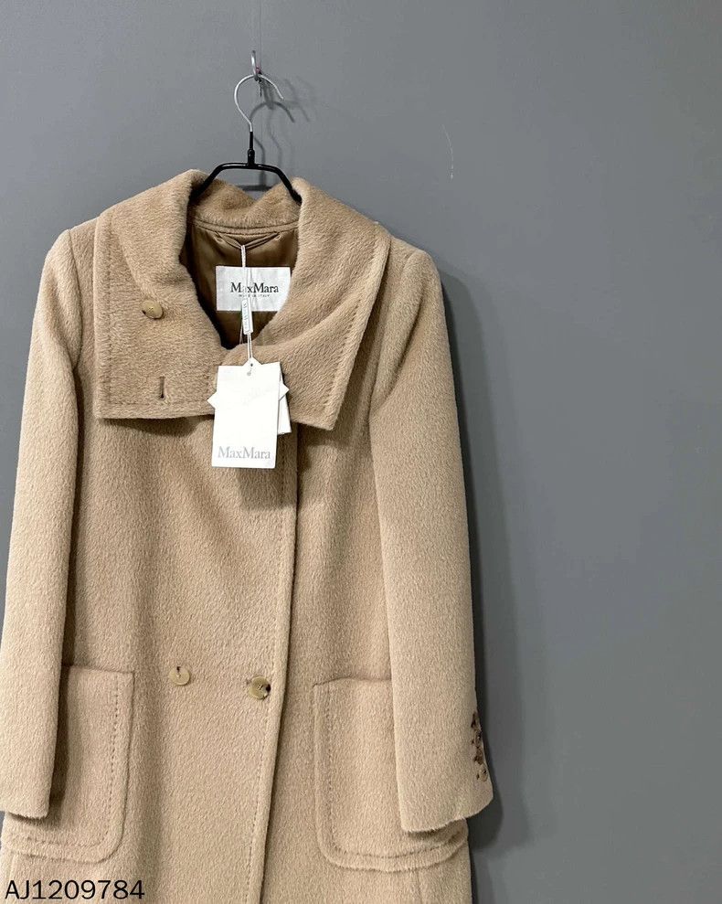 Max Mara Max Mara Camel Coat Size M / US 6-8 / IT 42-44 - 2 Thumbnail