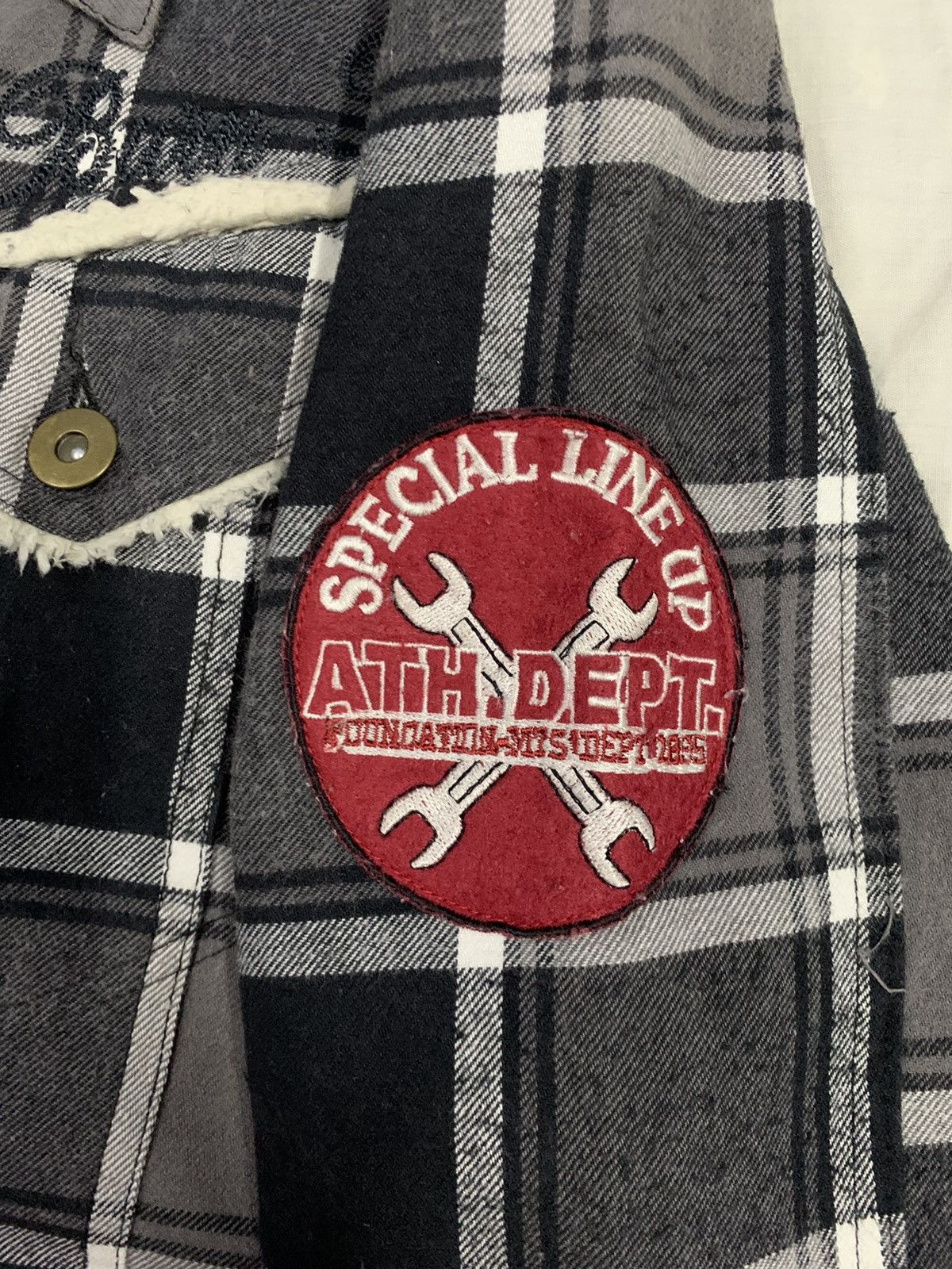 Japanese Brand Japanese Clone Devgru Plaid Multipockets Sherpa Lined Jacket Size US M / EU 48-50 / 2 - 15 Thumbnail