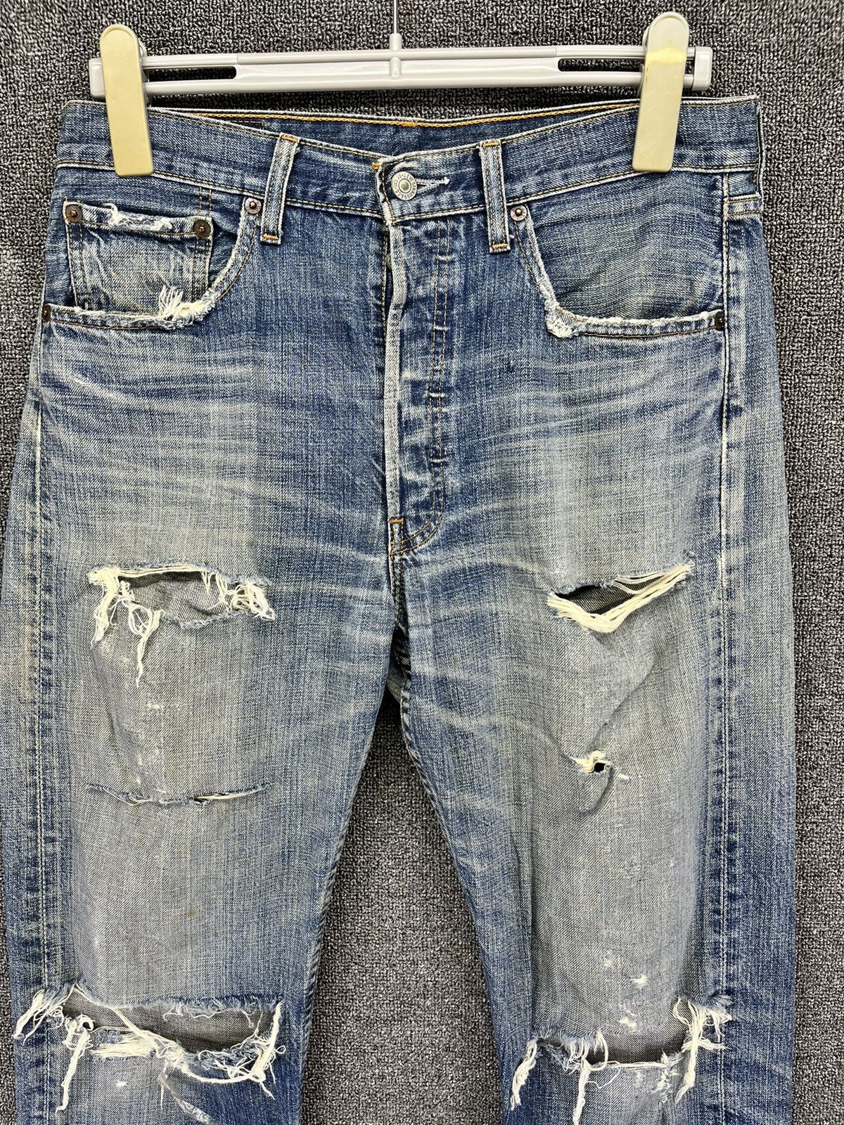 Levi's Vintage 90s Levis 501 Rare Trashed Jeans Denim Pants Size US 31 - 7 Thumbnail
