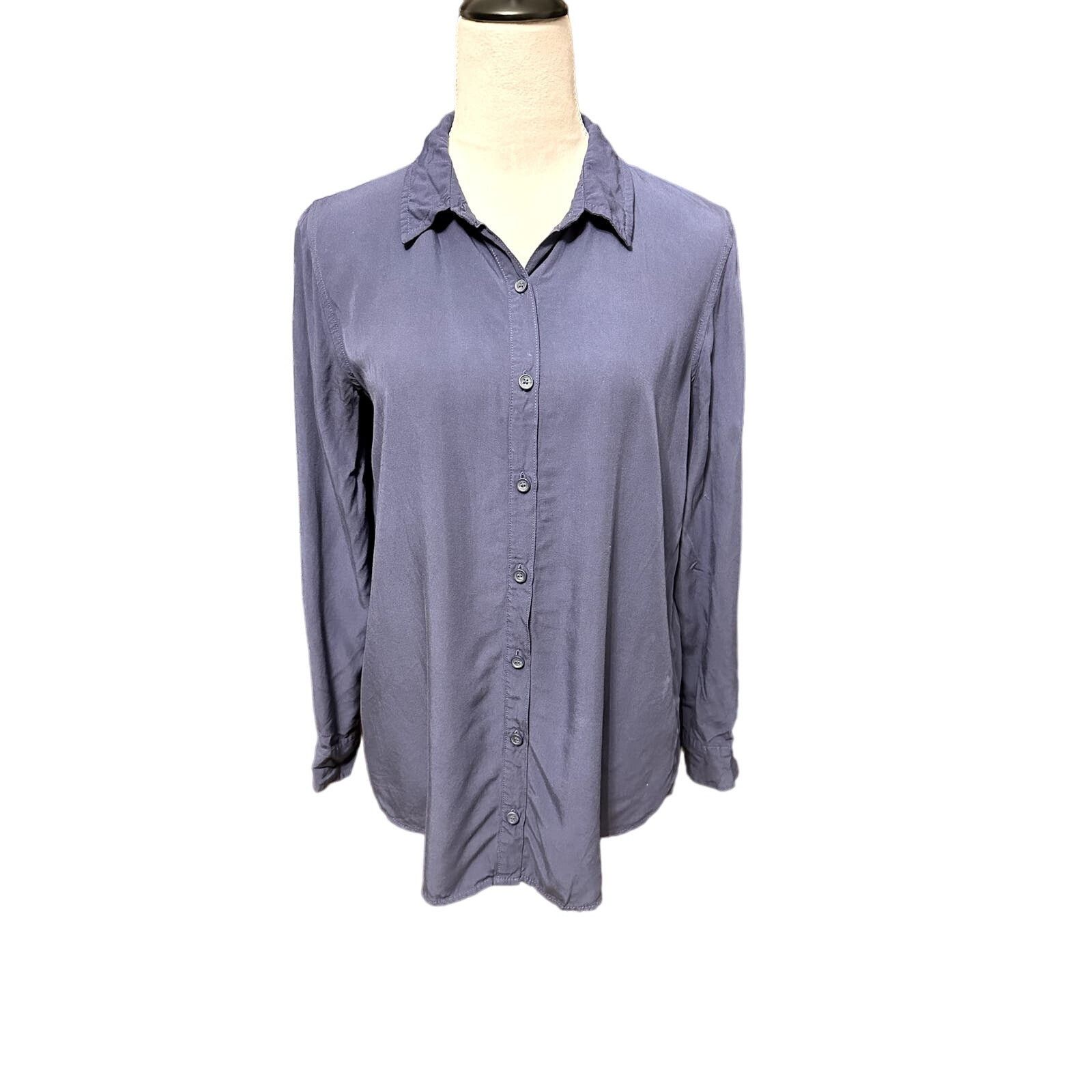 Forever 21 Forever 21 Women's Blue Button Down Long Sleeve Open Back S Size S / US 4 / IT 40 - 1 Thumbnail