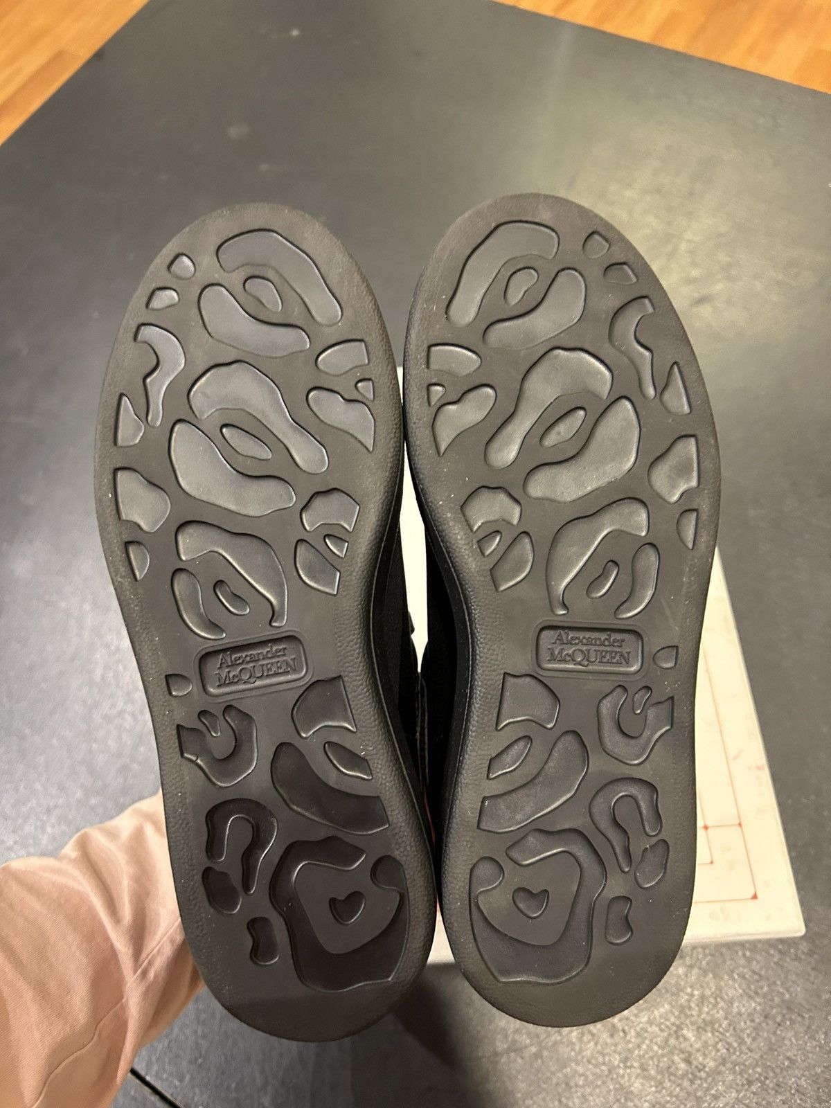 Alexander McQueen Alexander McQueen Oversized Sneaker Satin Size US 6 / IT 36 - 5 Thumbnail