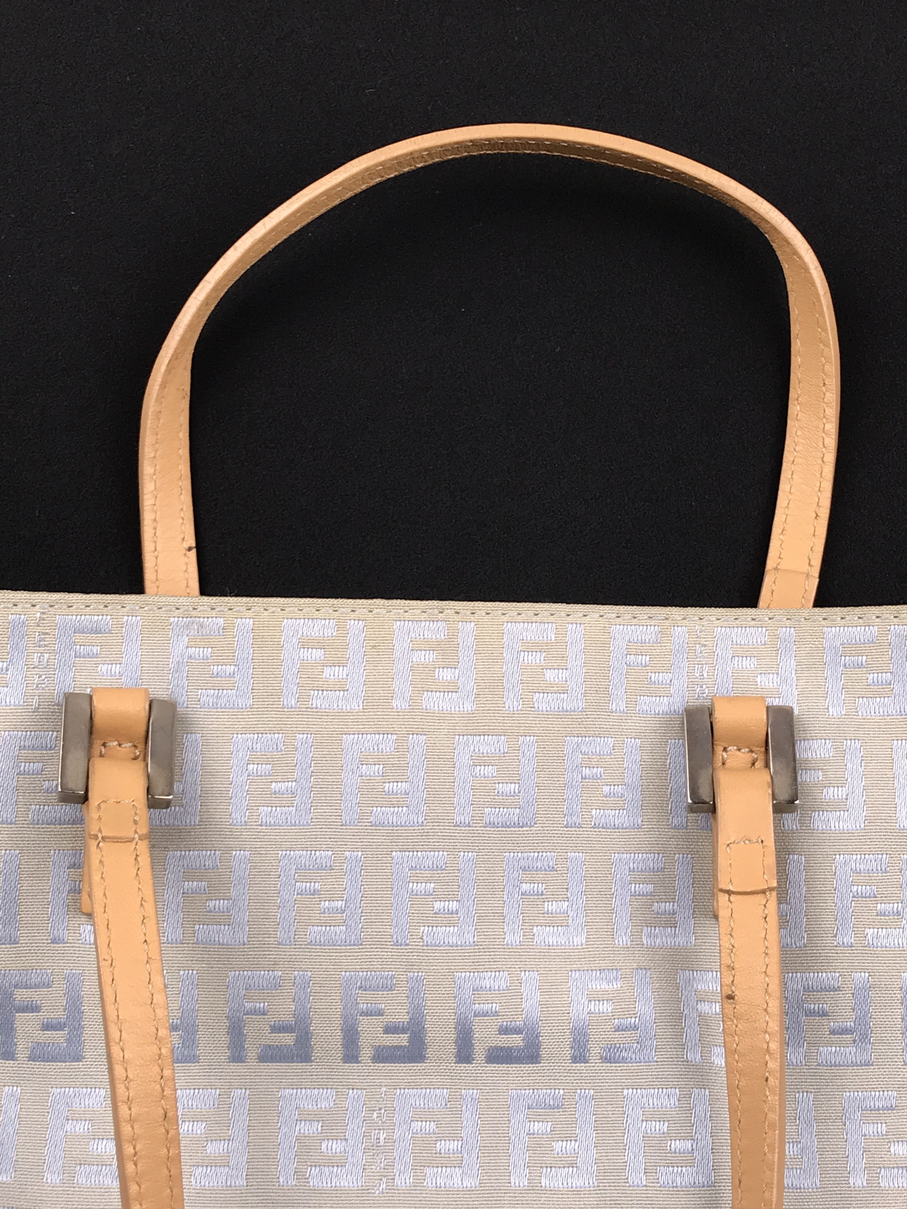 Fendi × Vintage Vintage Fendi Monogram Tote Bag Size ONE SIZE - 12 Thumbnail