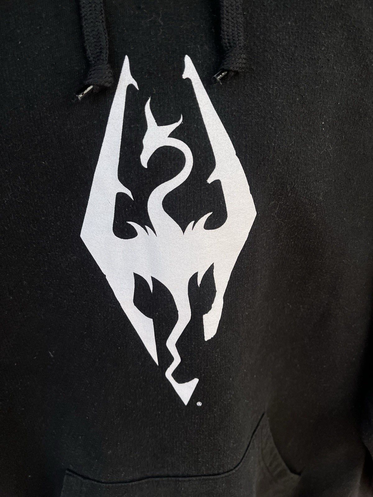 Vintage Vintage The Elder Scrolls 5 V Skyrim Hoodie Original PC Game Size US XL / EU 56 / 4 - 2 Thumbnail