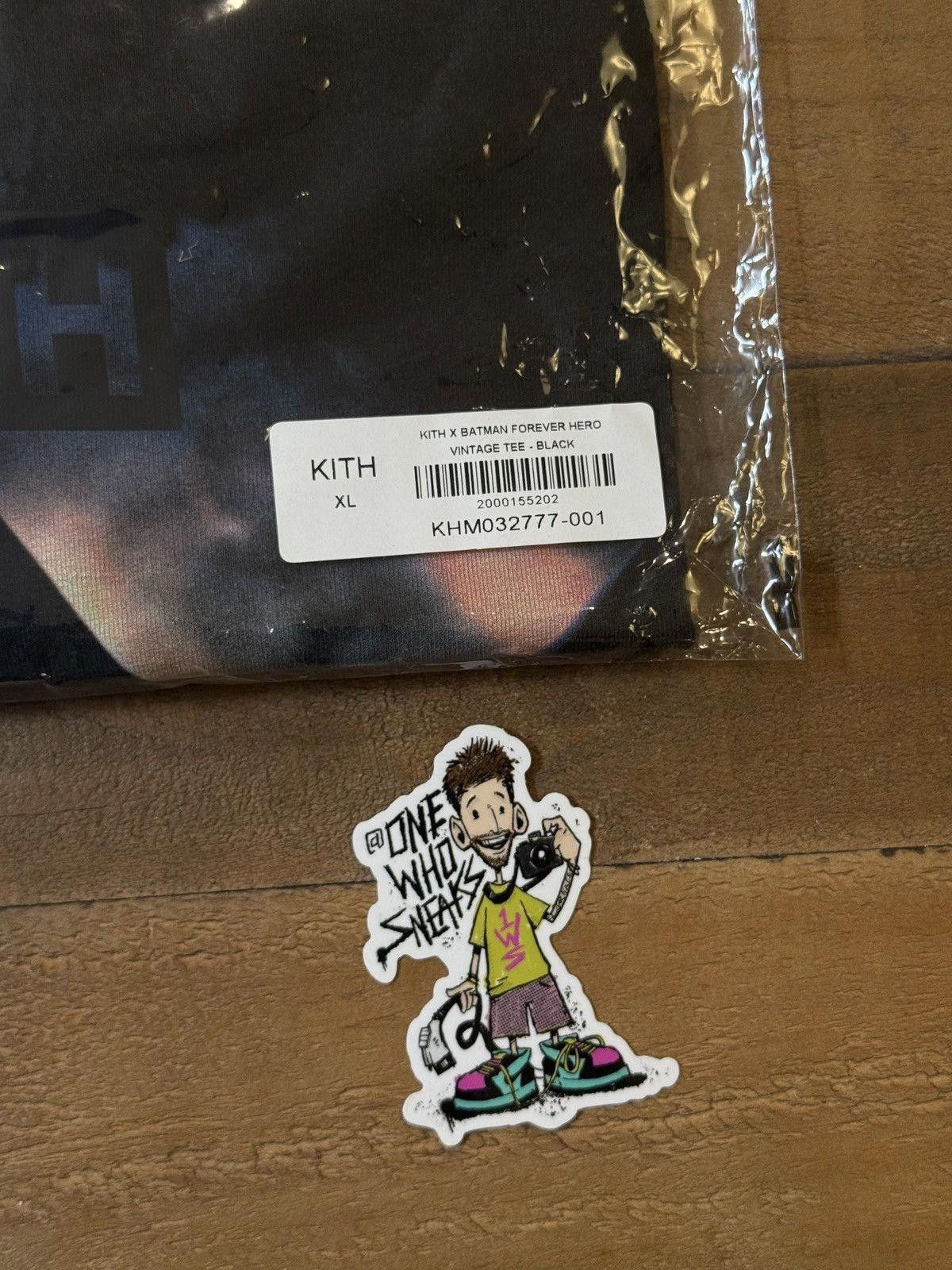 Kith Kith x Batman Forever Hero Vintage Tee Size XL Size US XL / EU 56 / 4 - 11 Thumbnail