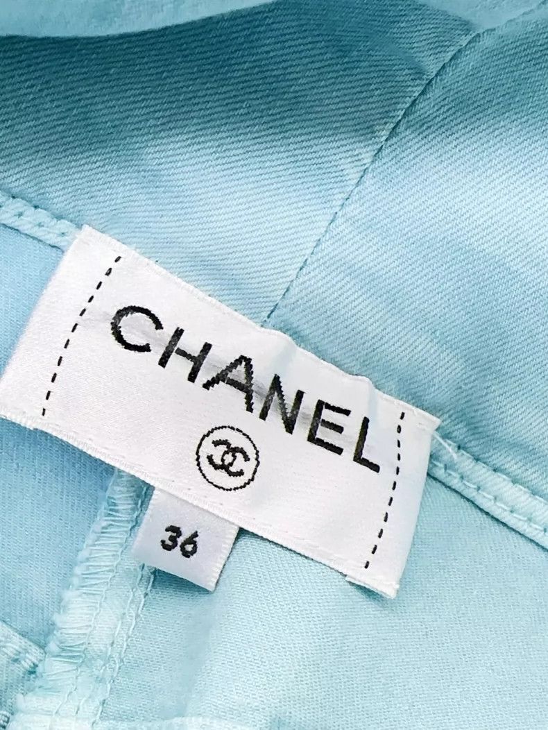Chanel Chanel 19C sky blue side strap high-waisted shorts Size 24" / US 00 / IT 34 - 4 Thumbnail
