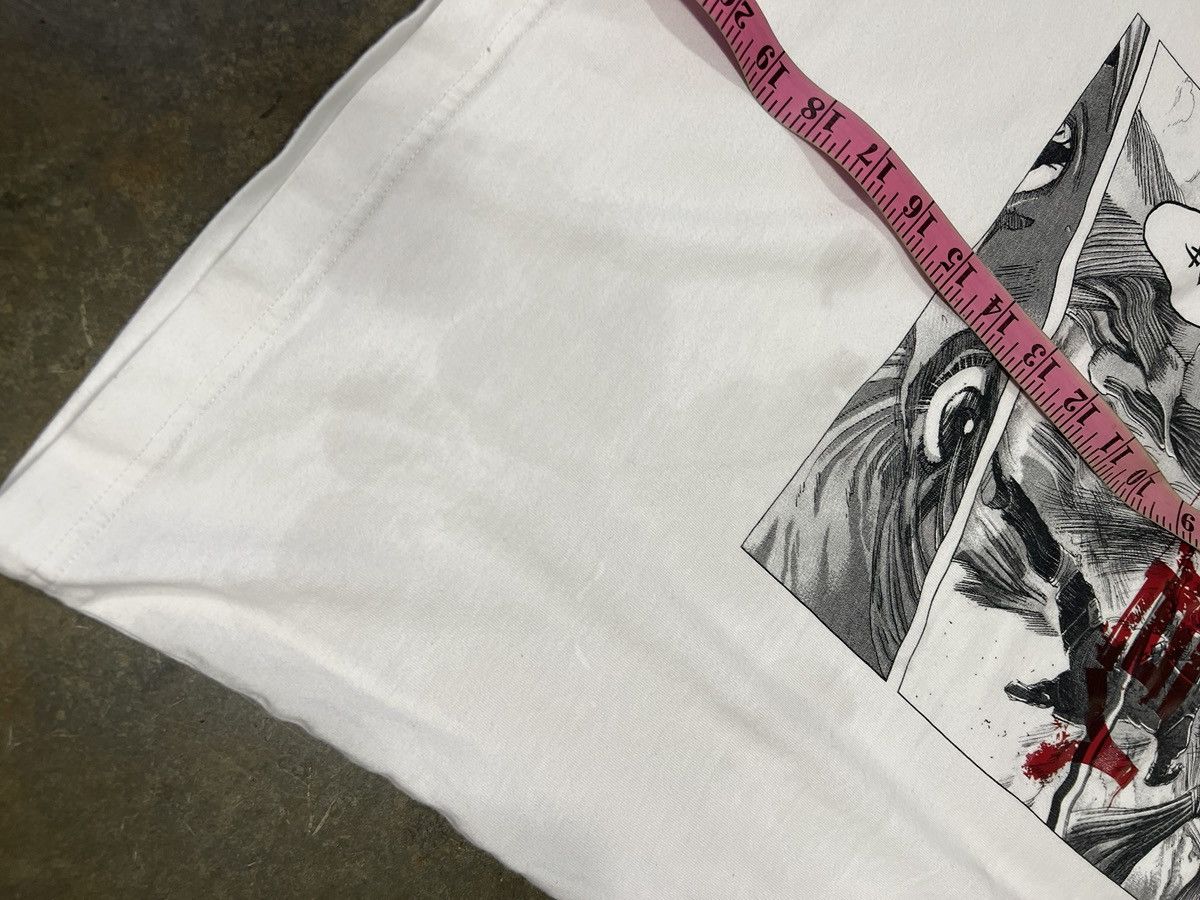 Uniqlo UNIQLO X Attack On Titan T-Shirt Founding Titan Tee SIZE M Size US M / EU 48-50 / 2 - 9 Thumbnail