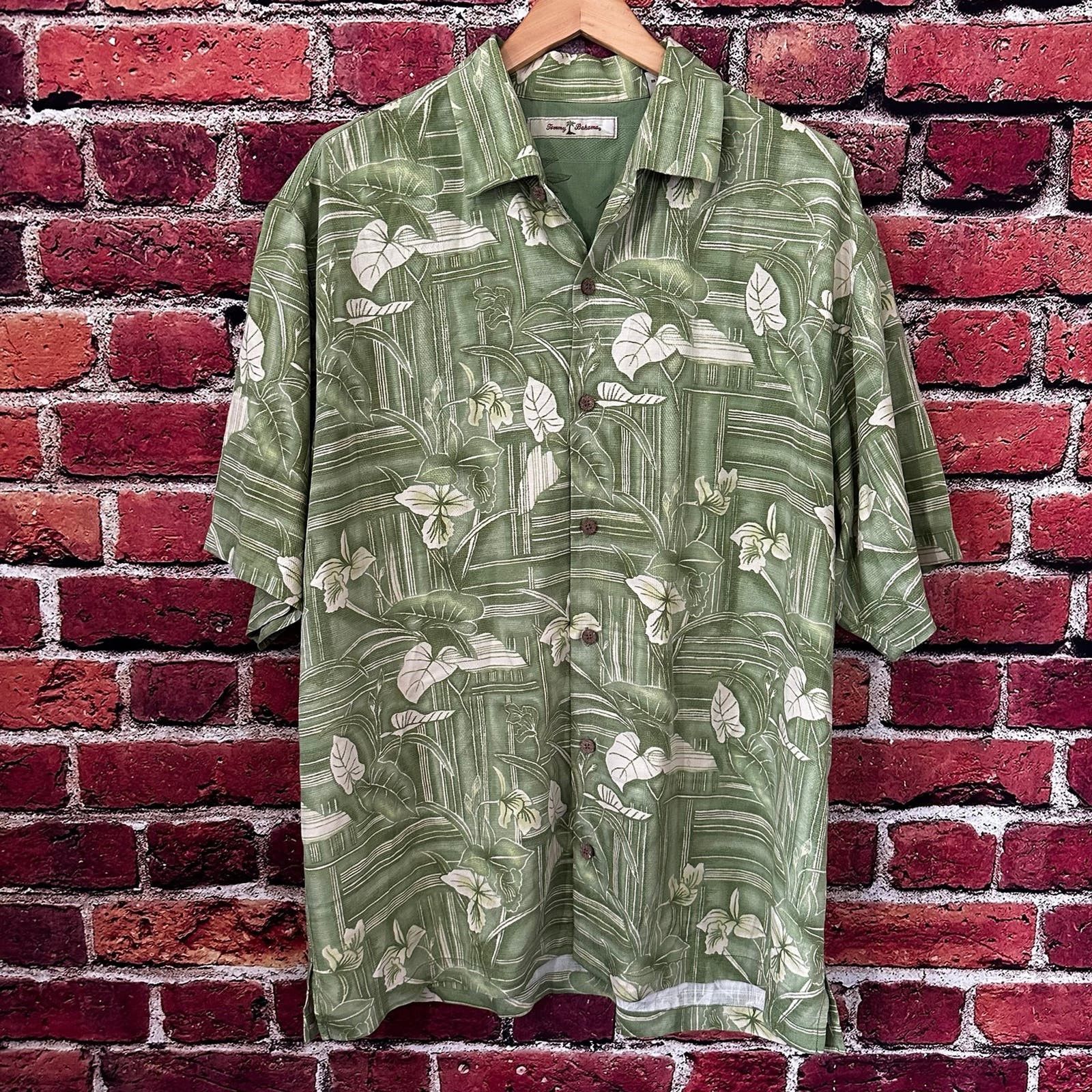 Tommy Bahama Tommy Bahama button-down short sleeve Shirt 100% silk Size US XL / EU 56 / 4 - 1 Thumbnail