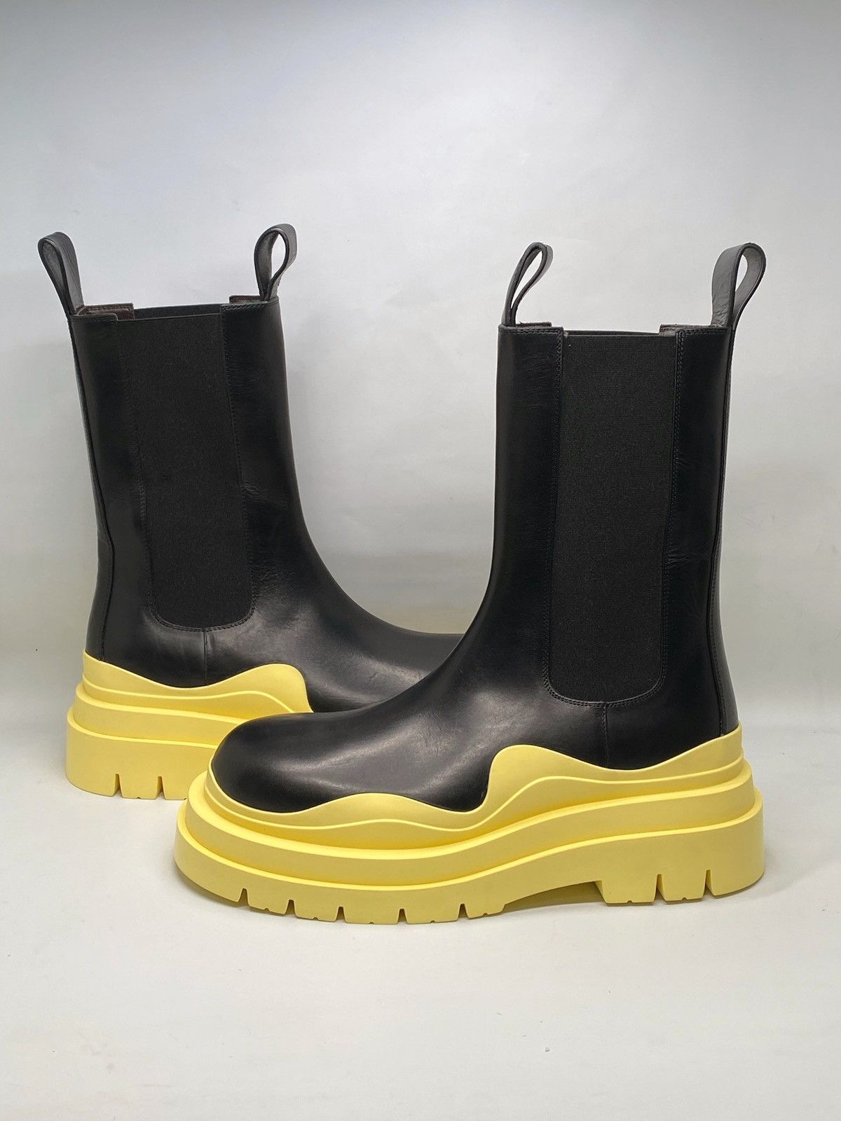 Bottega Veneta Bottega Veneta Contrast-Sole Leather Men’s Boots size 43 Size US 10 / EU 43 - 1 Thumbnail