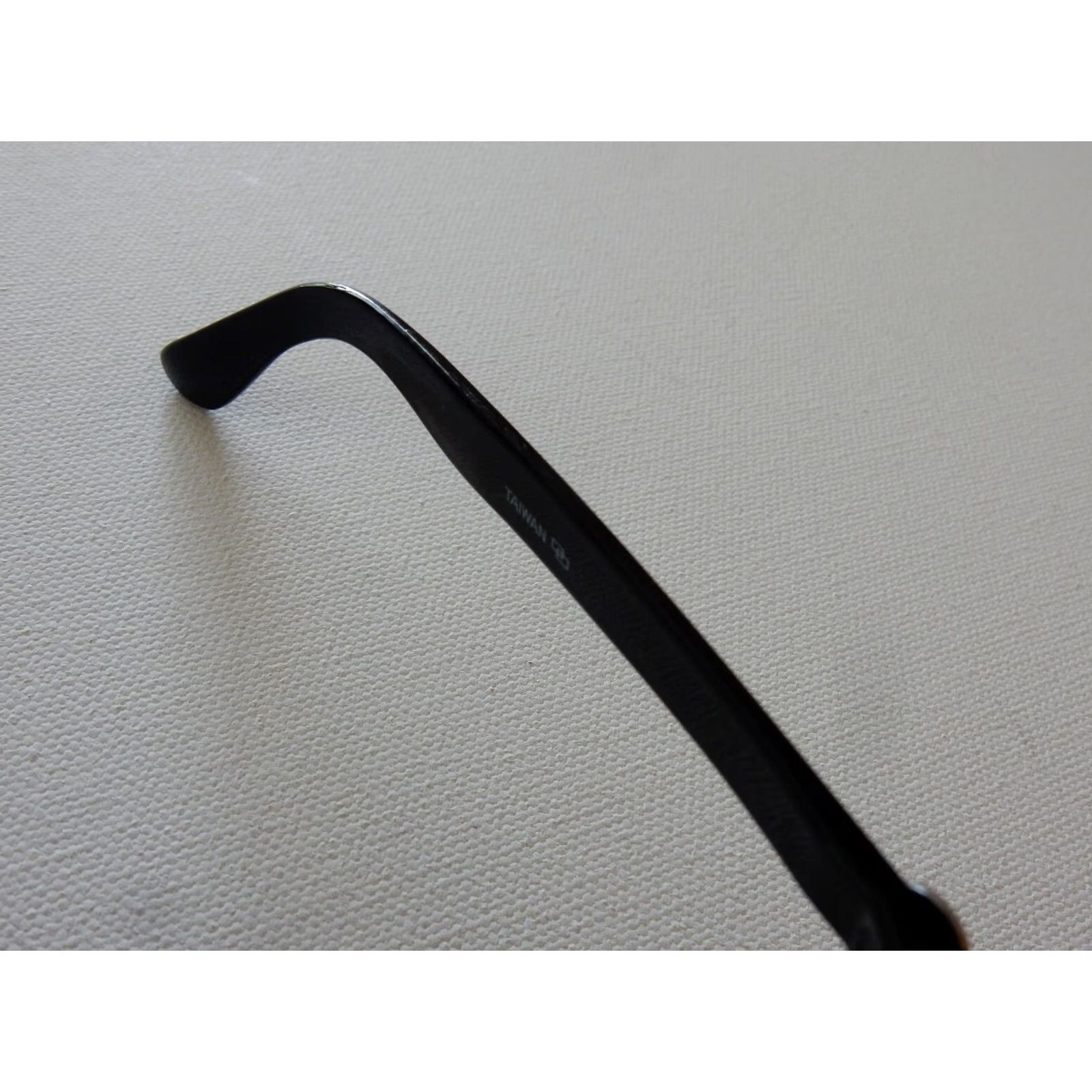 Vintage ISki Sunglasses Unisex Adults Mirrored Black Frame Sunglasses Size ONE SIZE - 5 Thumbnail