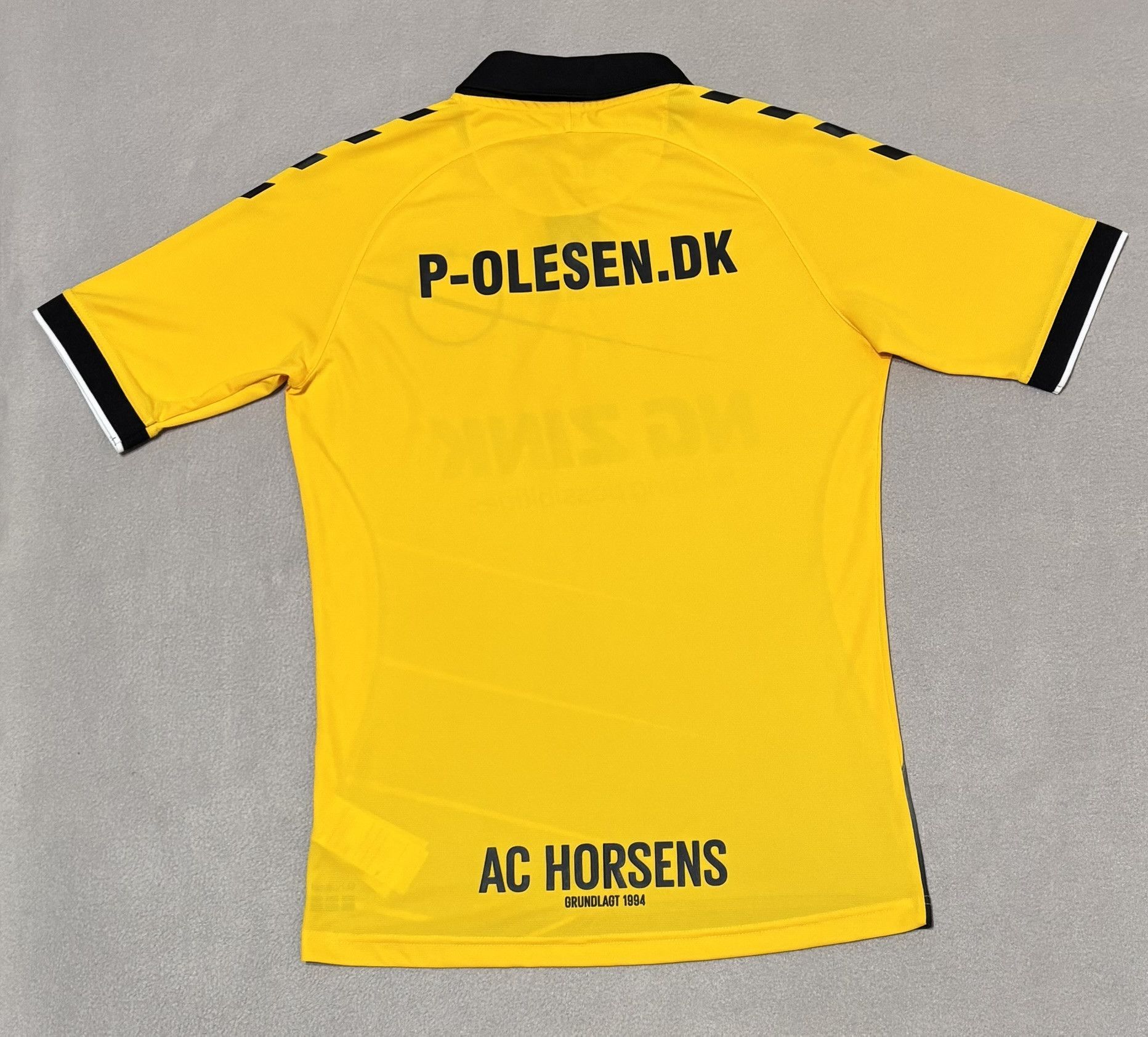 Hummel AC Horsens 2019/2021 Hummel Football Jersey Size M Size US M / EU 48-50 / 2 - 9 Thumbnail