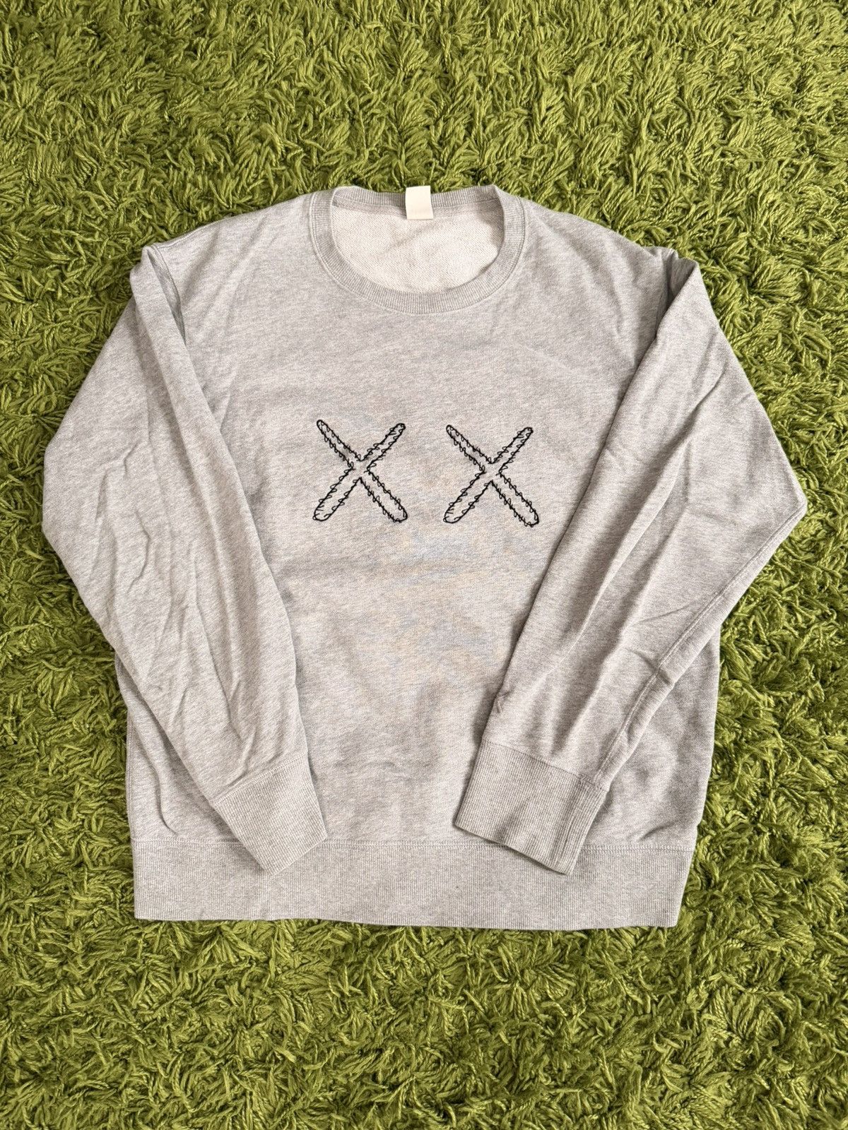 KAWS X UNIQLO X SESAME STREET CREWNECK SWEATSHIRT