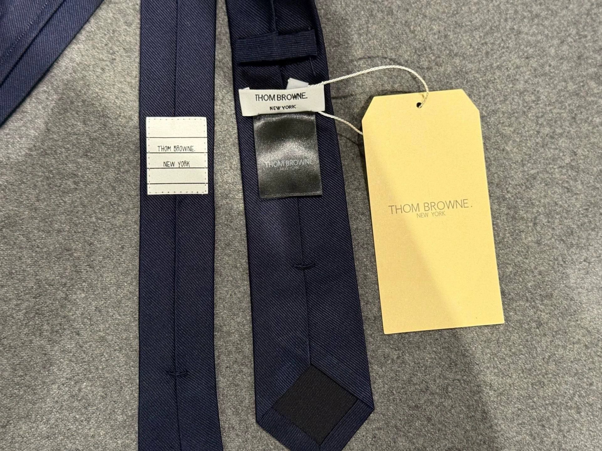 Thom Browne Thom Browne Classic Tri-Color Logo Navy Blue Tie Size ONE SIZE - 3 Thumbnail