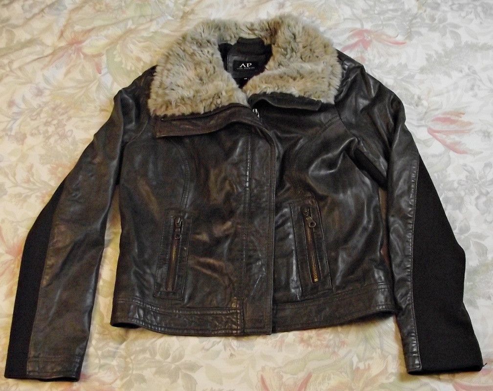 image of Vintage Avant Premier Womens Nappa Leather Jacket Faux Fur Collar in Dark Brown (Size XS)