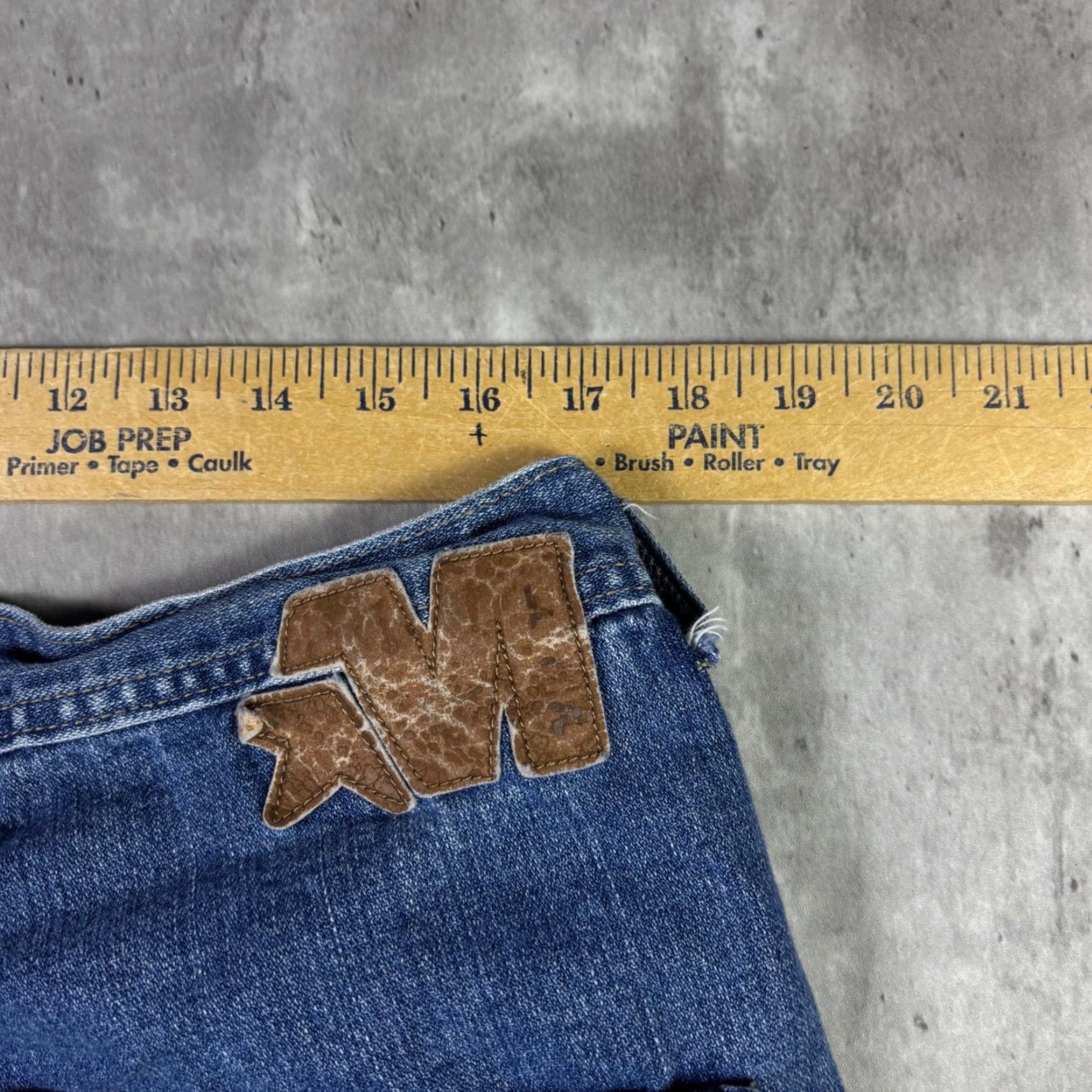 Vintage VINTAGE Mecca Bermuda Shorts Denim Blue 34 Mens High Rise 5-Pocket Relaxed Button Fly Baggy Streetwear Grunge" Size US 34 / EU 50 - 3 Thumbnail