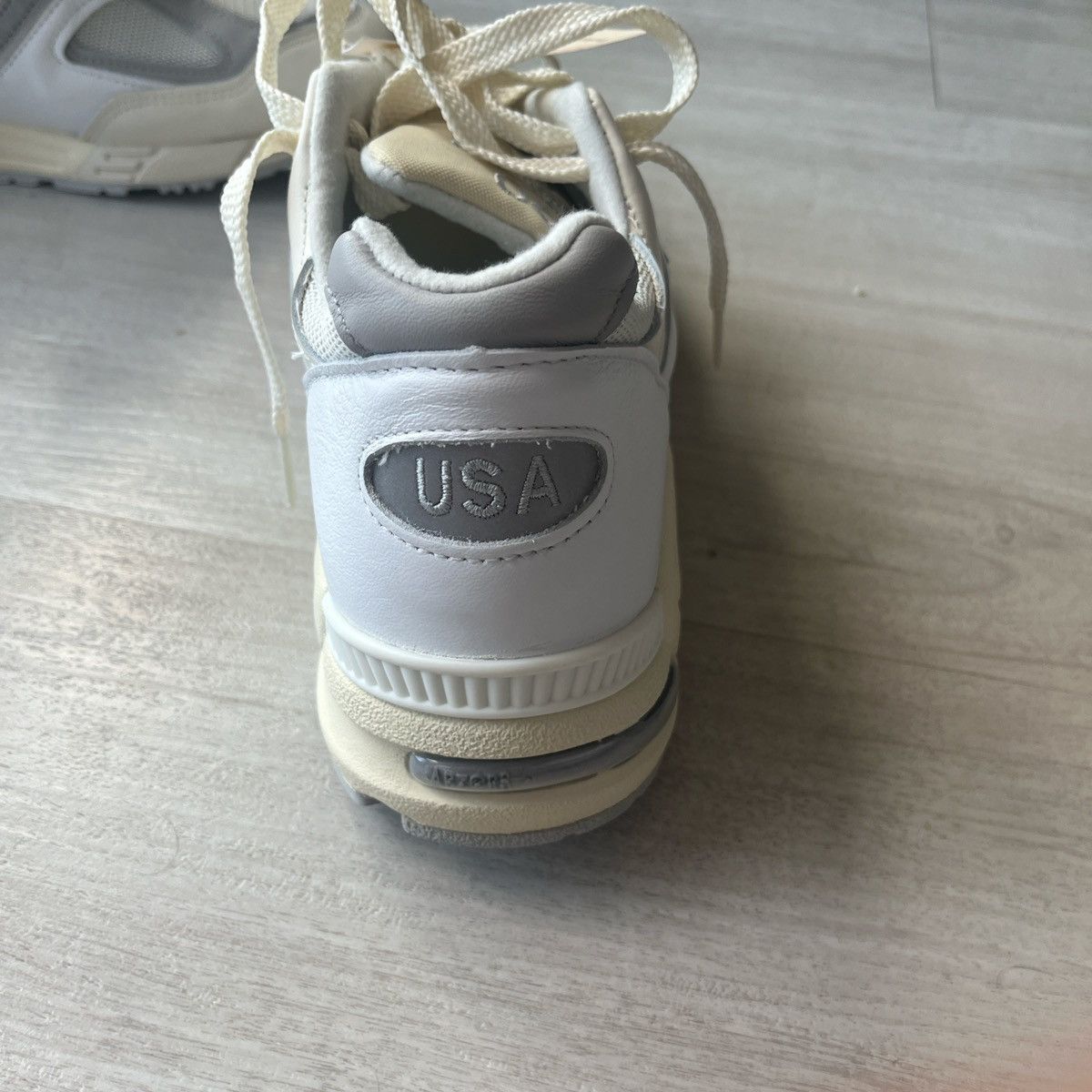 New Balance New Balance 990vv2 MiUSA Teddy Santis Sea Salt Sneakers Size US 12 / EU 45 - 4 Thumbnail