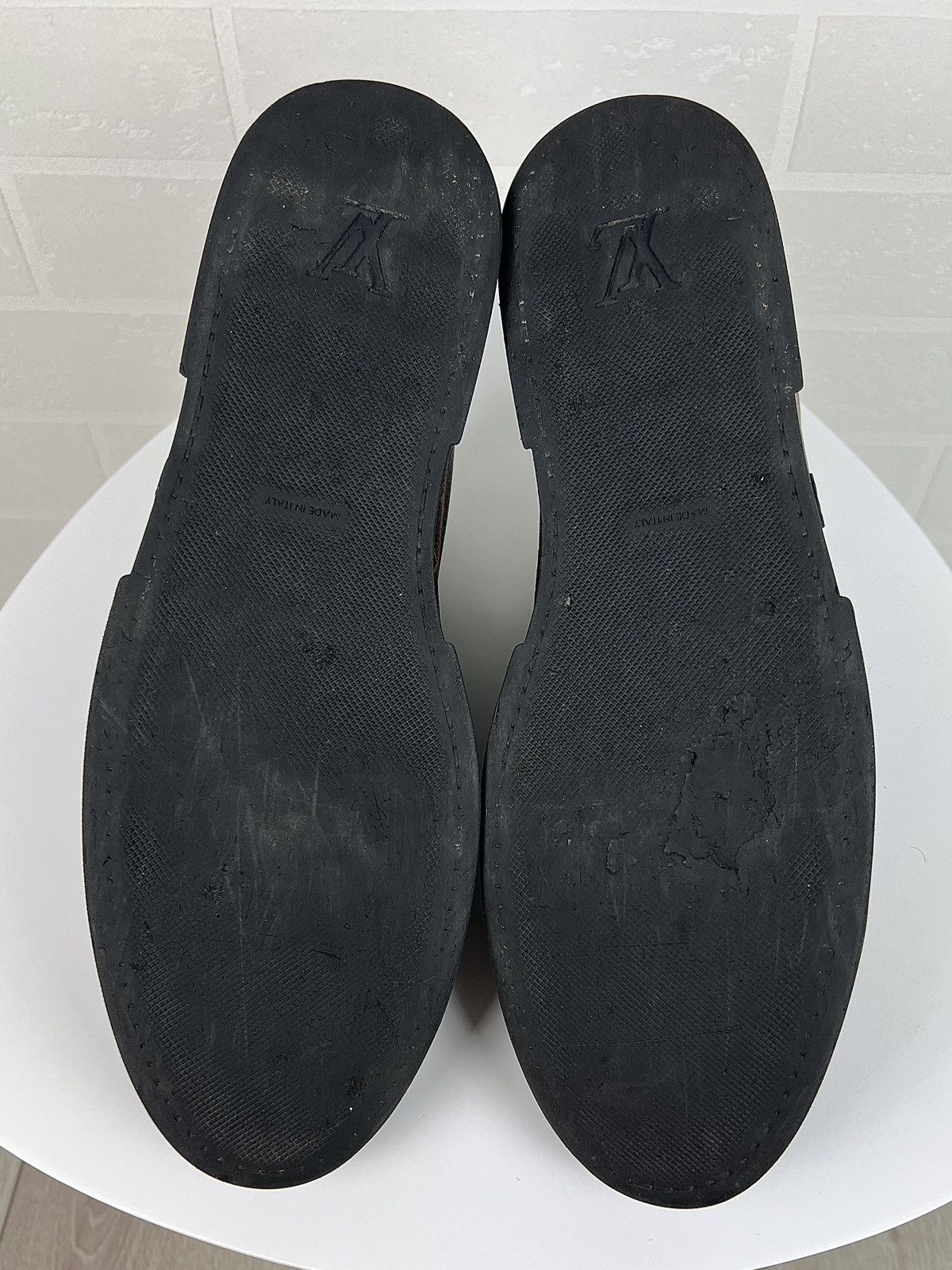 Louis Vuitton LOUIS VUITTON Sneakers Leather LV Monogram Canvas Logo Men’s Size US 11 / EU 44 - 16 Thumbnail
