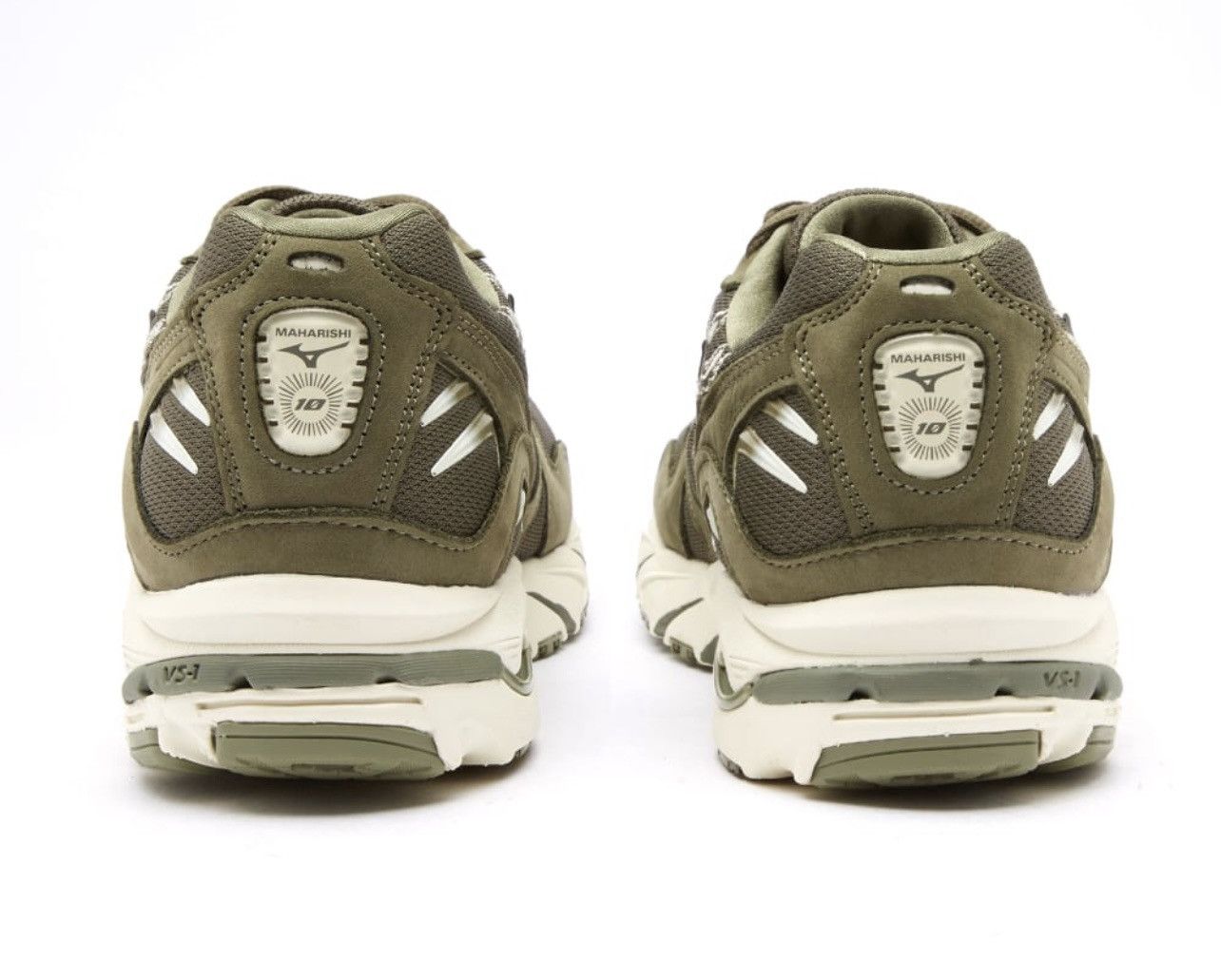 Maharishi × Mizuno Maharishi mizuno waverider 10 Size US 11.5 / EU 44-45 - 8 Thumbnail