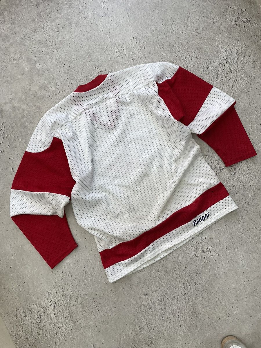 NHL Vintage NHL Detroit Redwings Hockey Jersey Kanye west style Size US XL / EU 56 / 4 - 7 Thumbnail
