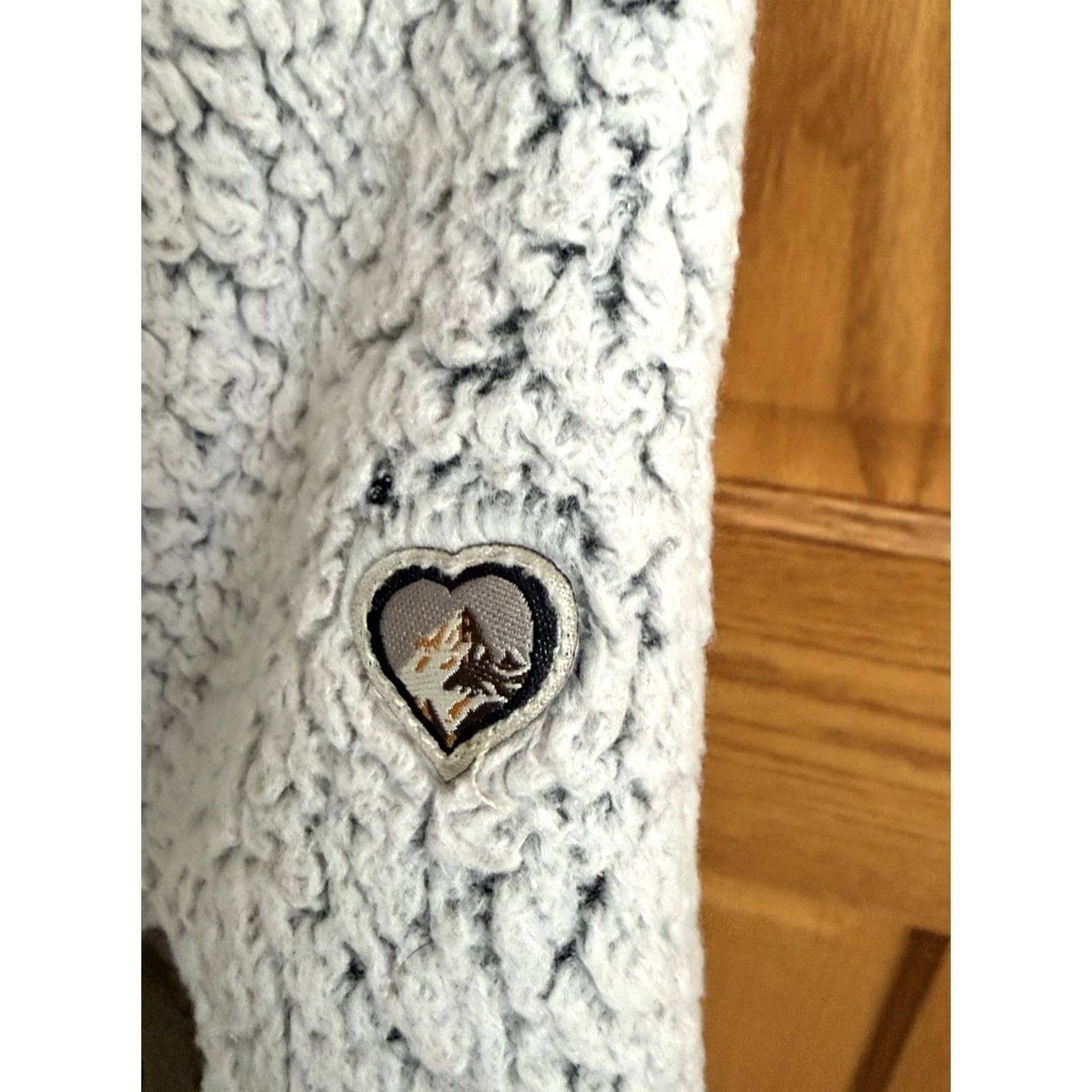 Vintage Kuhl Womens Cream Pullover Sherpa Sweater XS Hidden Hood Brown Cozy Outdoor Hike Size XS / US 0-2 / IT 36-38 - 3 Thumbnail
