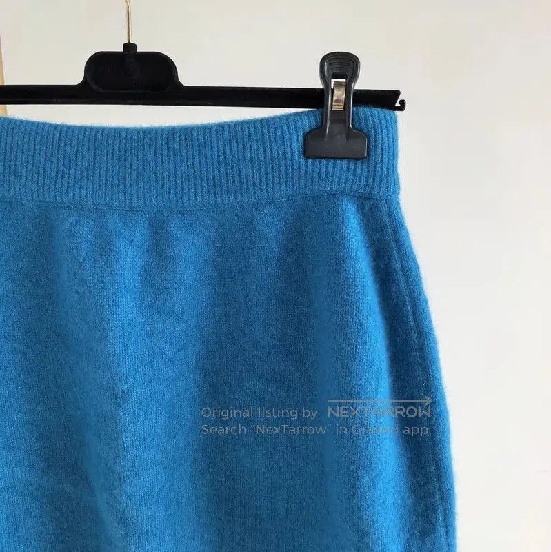 Chanel Chanel Blue Wool Midi Skirt for Women . Size 30" / US 8 / IT 44 - 5 Thumbnail