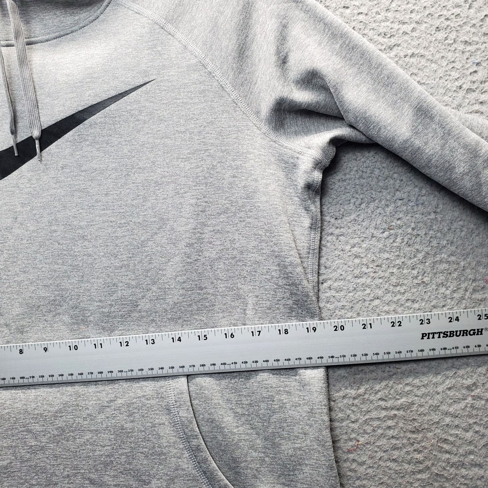 Nike Nike Therma Fit Hoodie Mens L Gray Pullover Swoosh Thumbhole Hooded Fleece Lined Size US L / EU 52-54 / 3 - 4 Thumbnail
