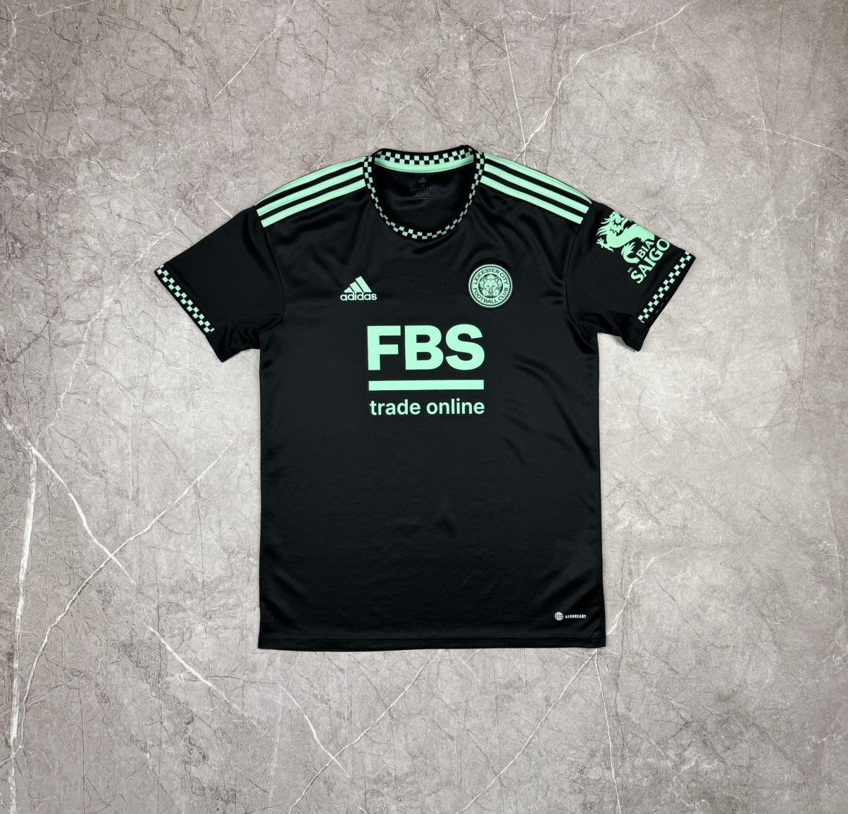 Adidas Adidas leicester city Jersey t-shirt Size US M / EU 48-50 / 2 - 7 Thumbnail