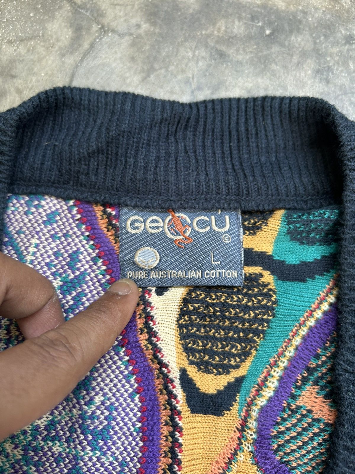Coogi 90s Coogi Geccu 3D Multi Color Wool Sweater Vest Size US L / EU 52-54 / 3 - 4 Thumbnail