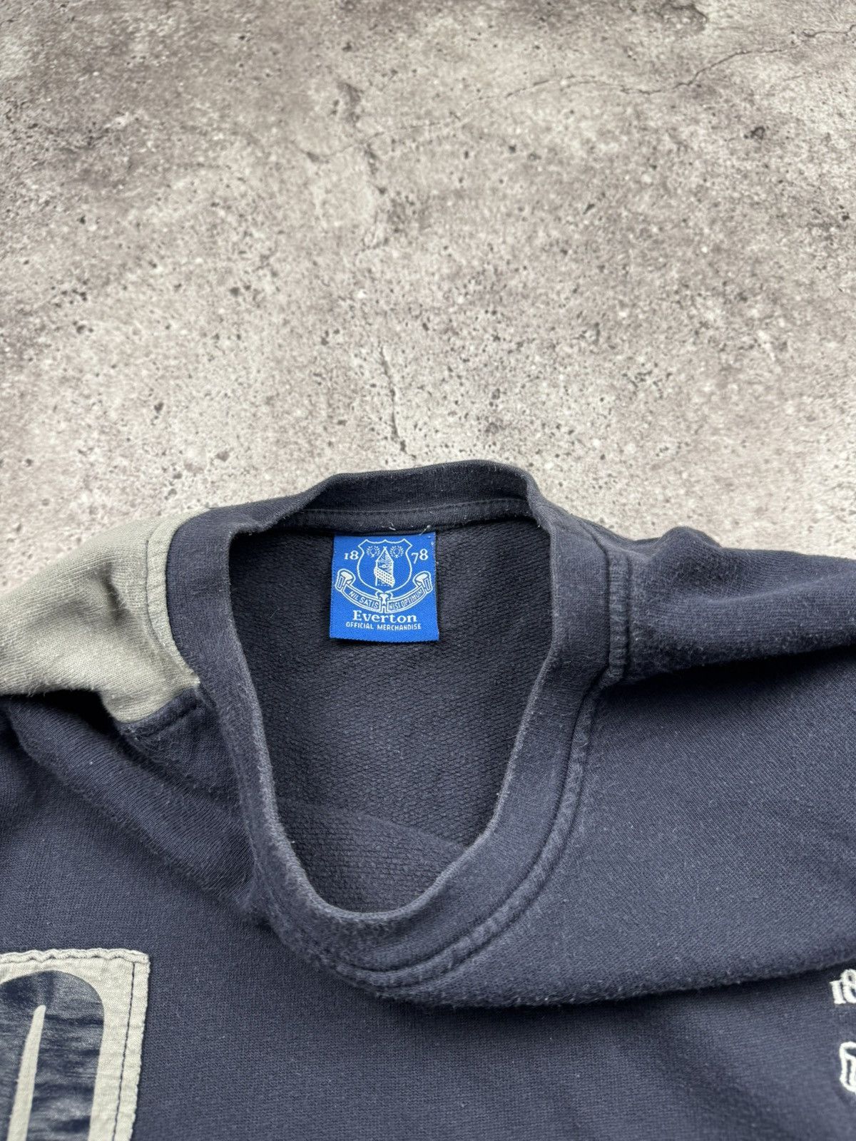 Umbro Vintage Everton soccer sweatshirt size L logo English Size US L / EU 52-54 / 3 - 5 Thumbnail
