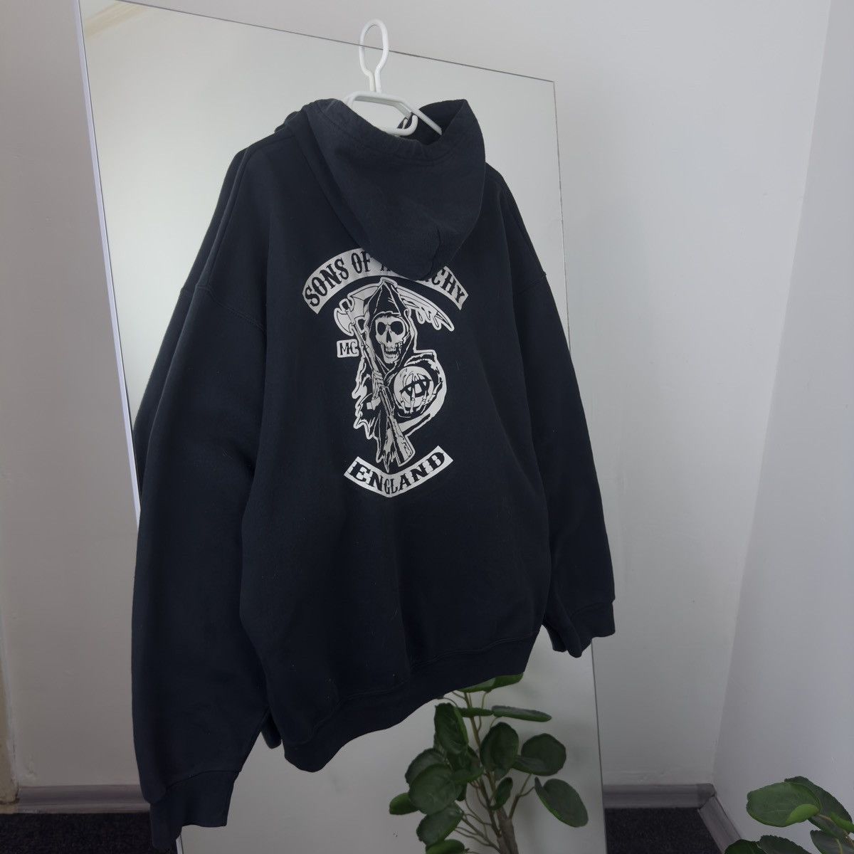 American Apparel Vintage Sons Of Anarchy England Big Print Boxy Fit Size US XL / EU 56 / 4 - 1 Thumbnail