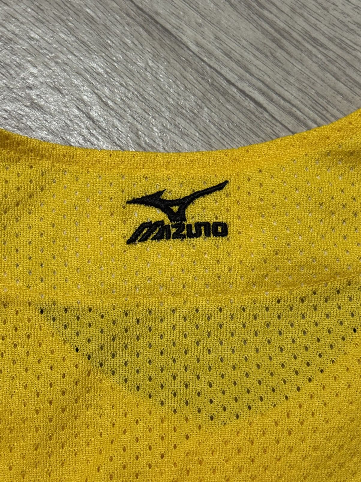 Japanese Brand 🔷Official Vintage Mizuno Hanshin Tigers Baseball Jersey🔷 Size US S / EU 44-46 / 1 - 6 Thumbnail