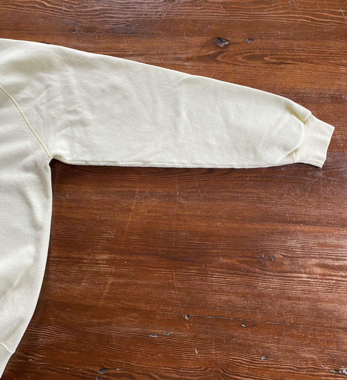 Hanes × Vintage Vintage 80’s Fox Hunt Yellow Raglan Crewneck Sweatshirt Size US L / EU 52-54 / 3 - 9 Thumbnail