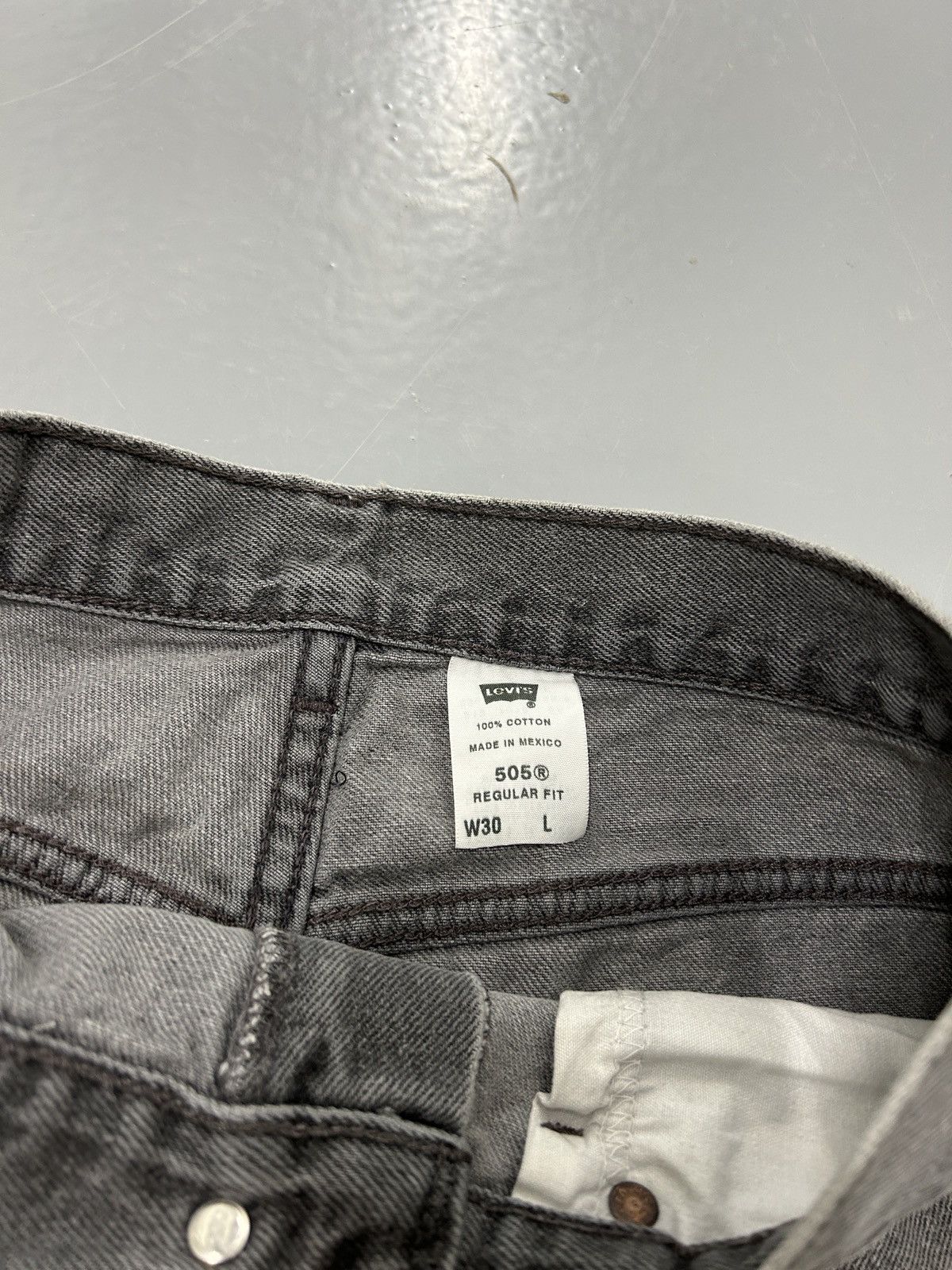 Japanese Brand Crazy vintage Levi’s faded black 505 jorts faded distressed Size US 30 / EU 46 - 5 Thumbnail