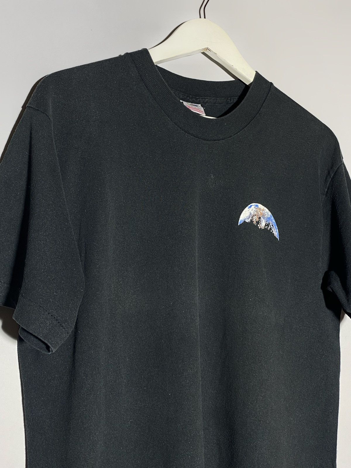 Vintage Vintage USA 90s Museum Of Flight Astronaut Tee NASA Size US L / EU 52-54 / 3 - 6 Thumbnail