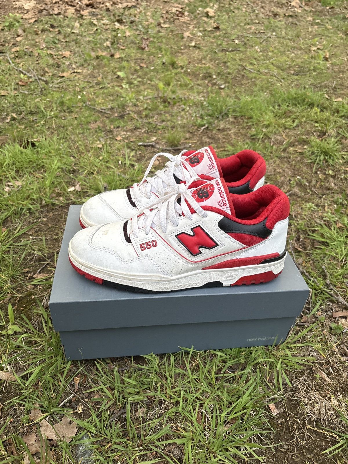 New Balance New Balance 550 White Team Red Size US 11 / EU 44 - 2 Thumbnail