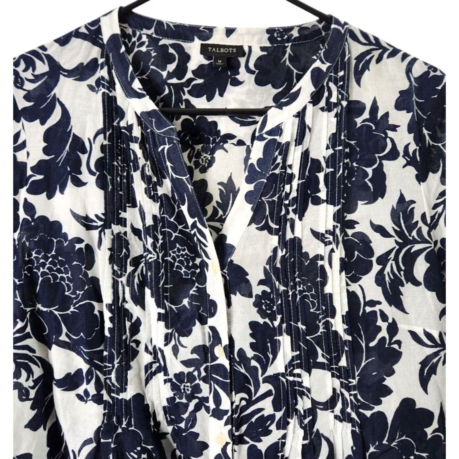 Talbots Talbots Womens M Floral Button-Up Shirt 3/4 Sleeve Top Blouse Blue White Size M / US 6-8 / IT 42-44 - 3 Thumbnail