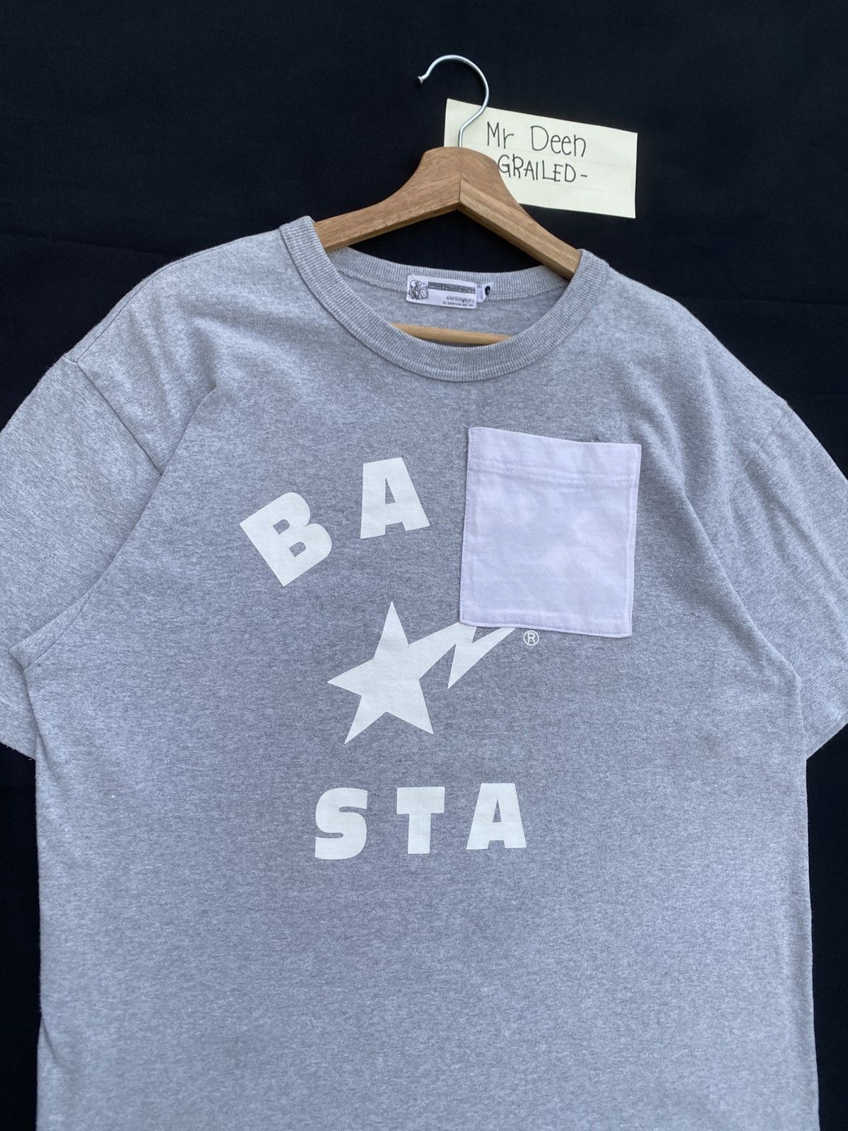Bape Rare Vintage BAPESTA Single Pocket Tshirt Size US L / EU 52-54 / 3 - 7 Thumbnail