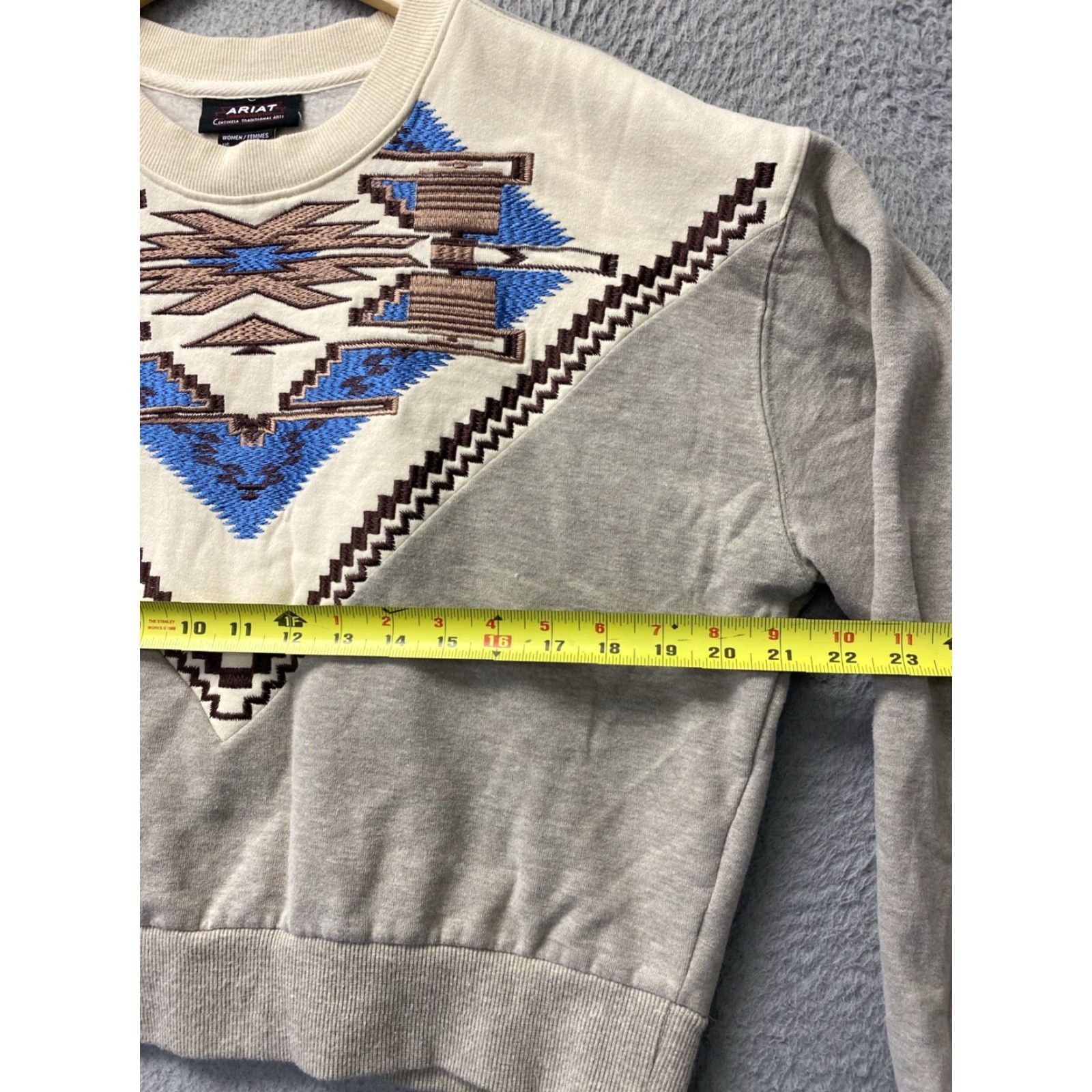 Ariat Ariat Sweatshirt Ladies Chimayo Embroidered Brindle Long Sleeve Pullover Collared Beige Size L Womens Casual Western 52% Cotton 48% Polyester Size L / US 10 / IT 46 - 3 Thumbnail