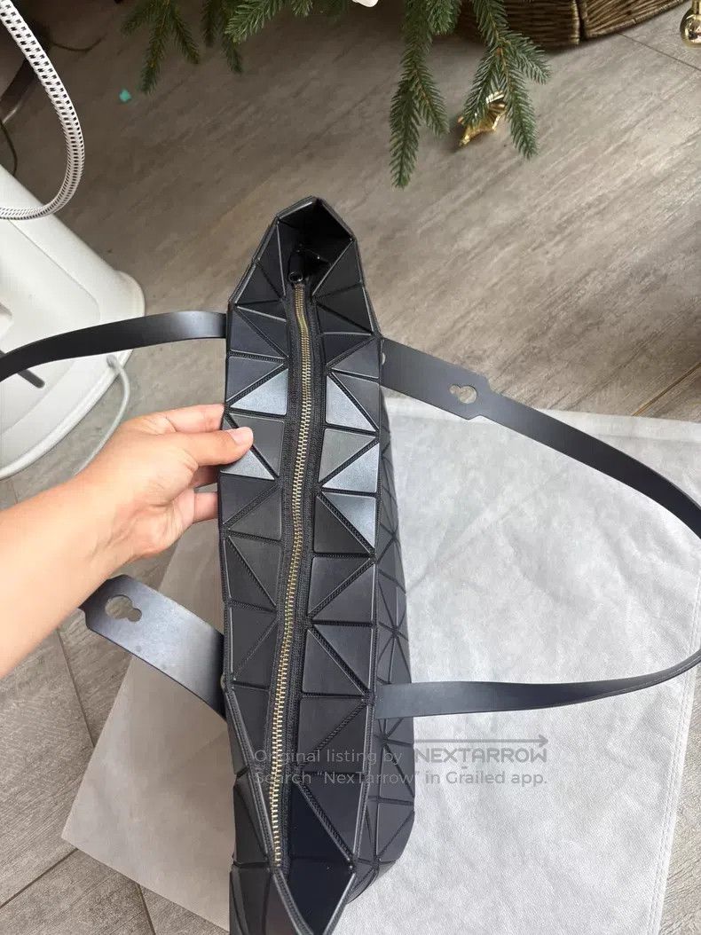 Issey Miyake Issey Miyake Rock Style Bag, Black Size ONE SIZE - 8 Thumbnail