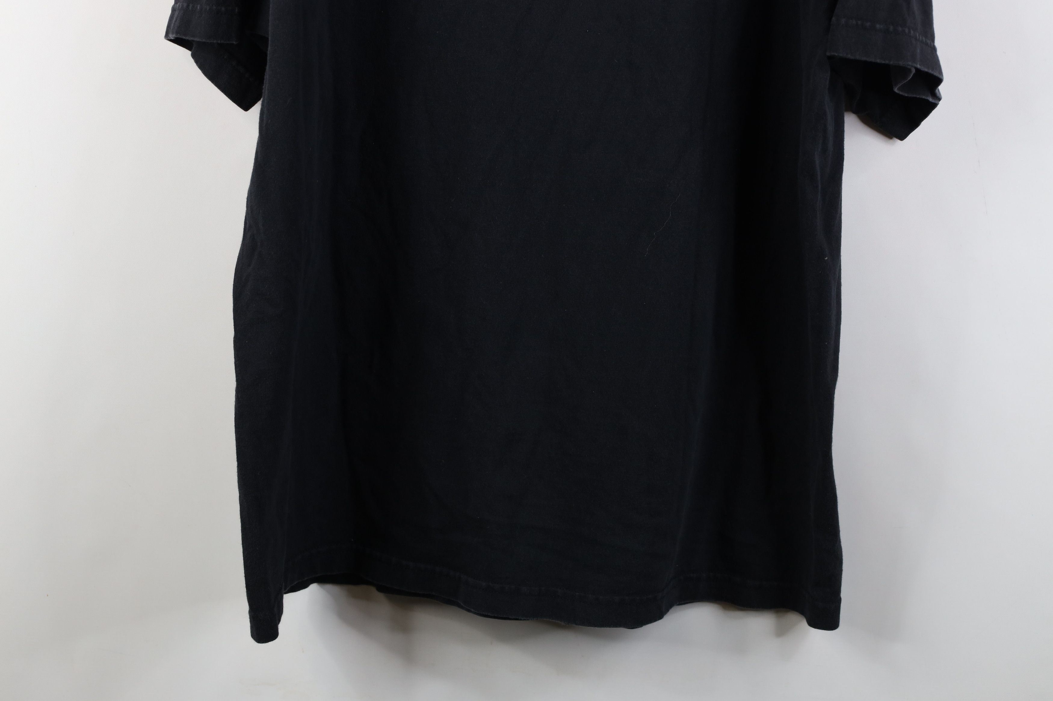 Vintage Vintage 90s Y2K Streetwear Chicago Skyline T-Shirt Size US XL / EU 56 / 4 - 12 Thumbnail