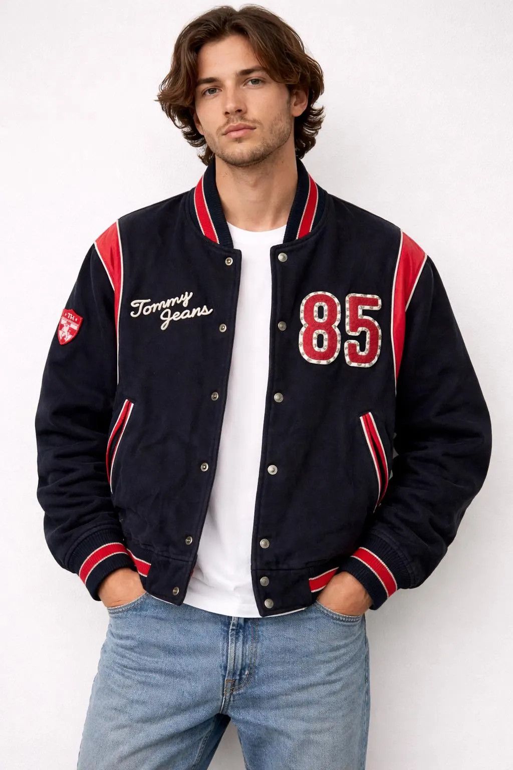 Tommy Hilfiger Tommy Jeans Varsity Jacket 85 Patch M Size US M / EU 48-50 / 2 - 1 Thumbnail
