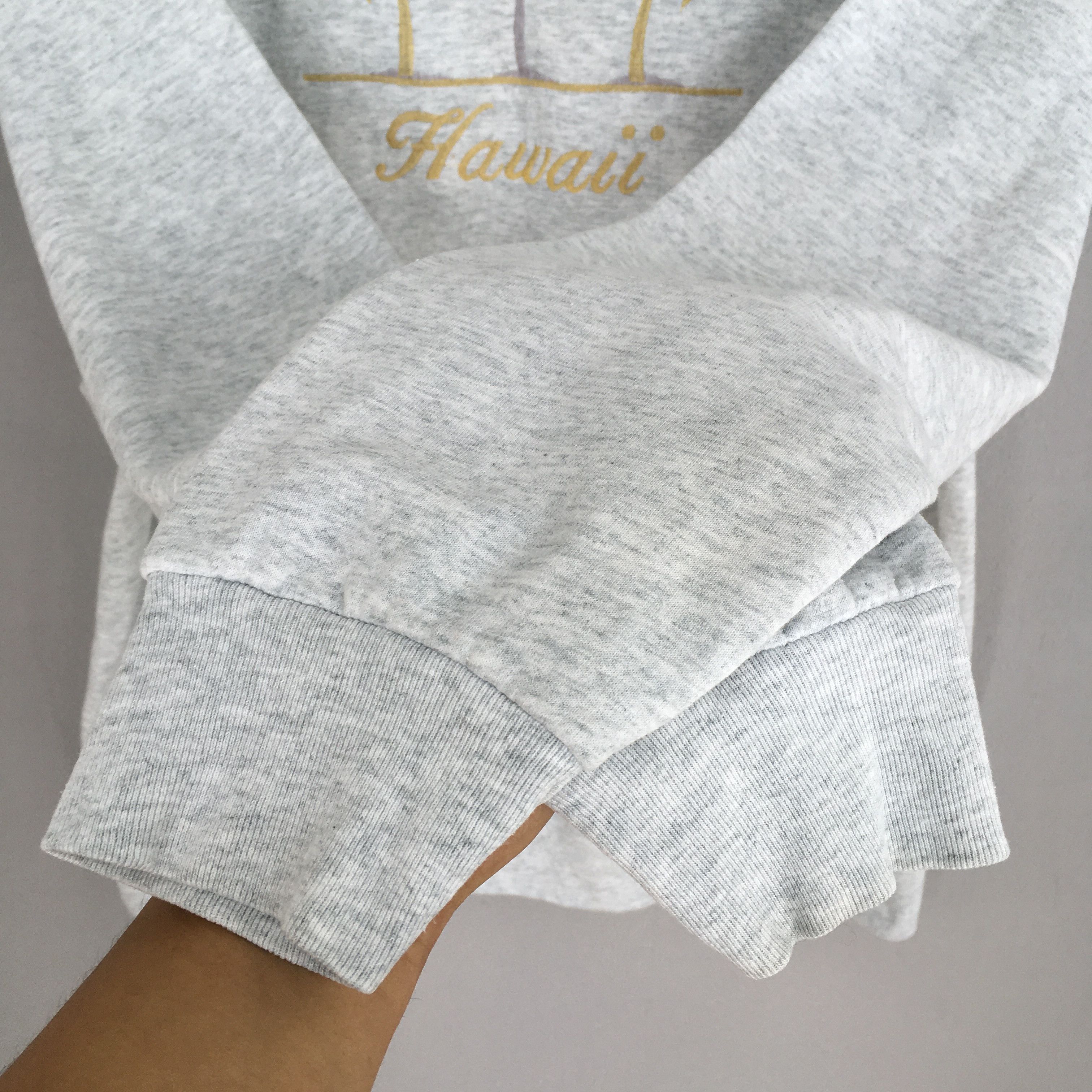 Fruit Of The Loom Vintage Palm Tree Beach Lahaina Maui Sweatshirt Medium Size US M / EU 48-50 / 2 - 5 Thumbnail
