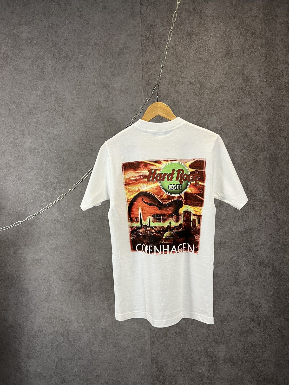 Hard Rock Cafe Hard Rock Cafe Copenhagen vintage tee Size US S / EU 44-46 / 1 - 1 Thumbnail