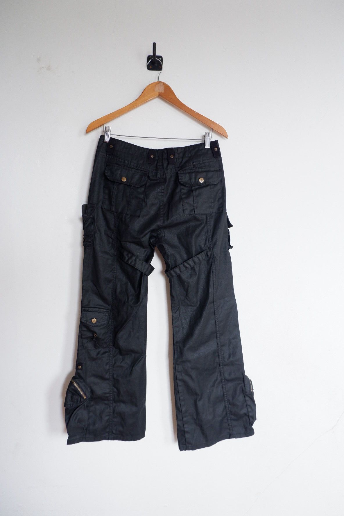 Japanese Brand SMFK - Black Coated Bondage Cargo Wide Leg Pants Size US 29 - 2 Thumbnail