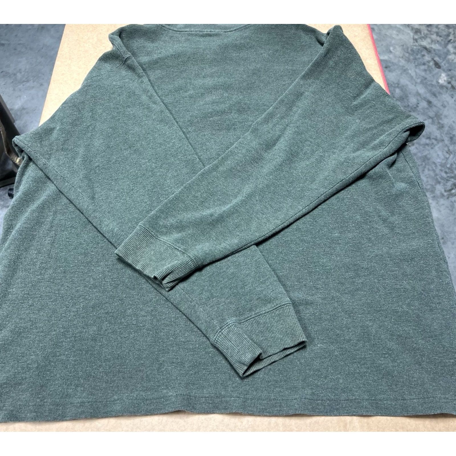 Vintage VINTAGE LL Bean Men’s XL Tall Green Shirt Long Sleeve Cotton 3/4 Button Up Size US XL / EU 56 / 4 - 7 Thumbnail