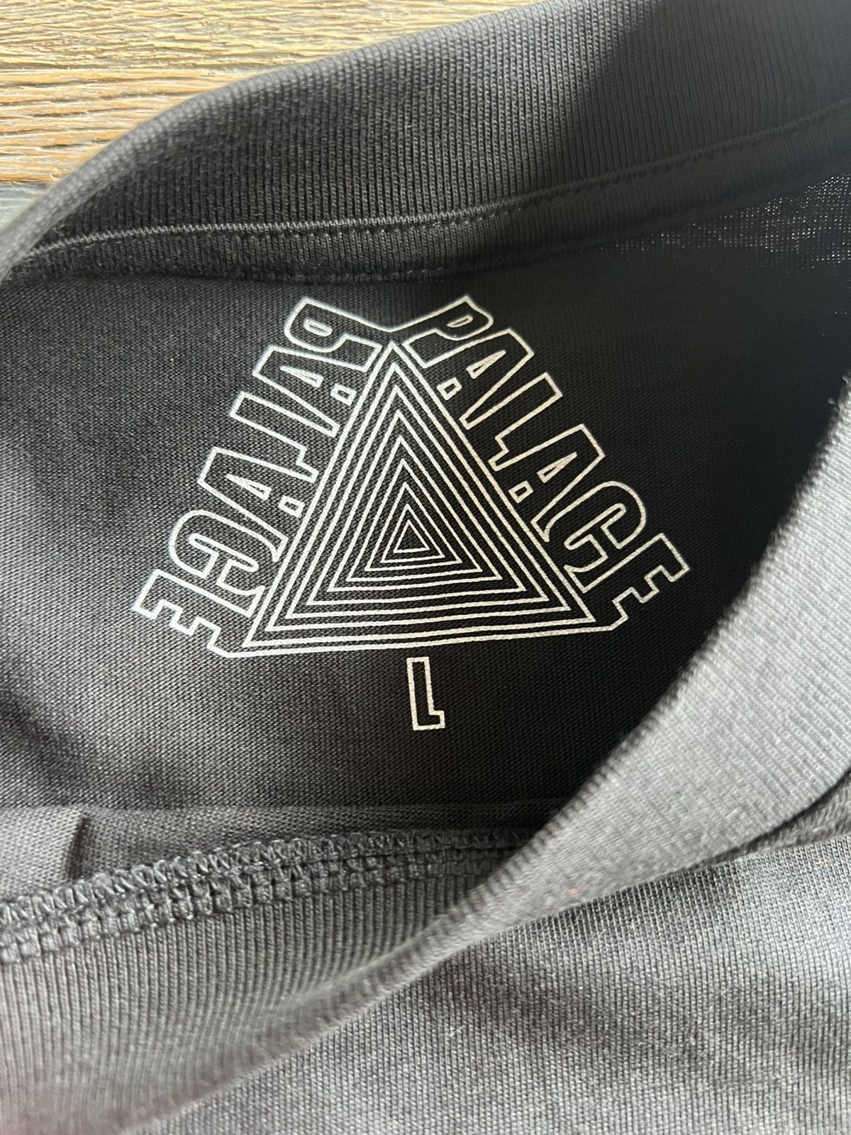 Palace Palace Tri-To-help Size US L / EU 52-54 / 3 - 4 Thumbnail