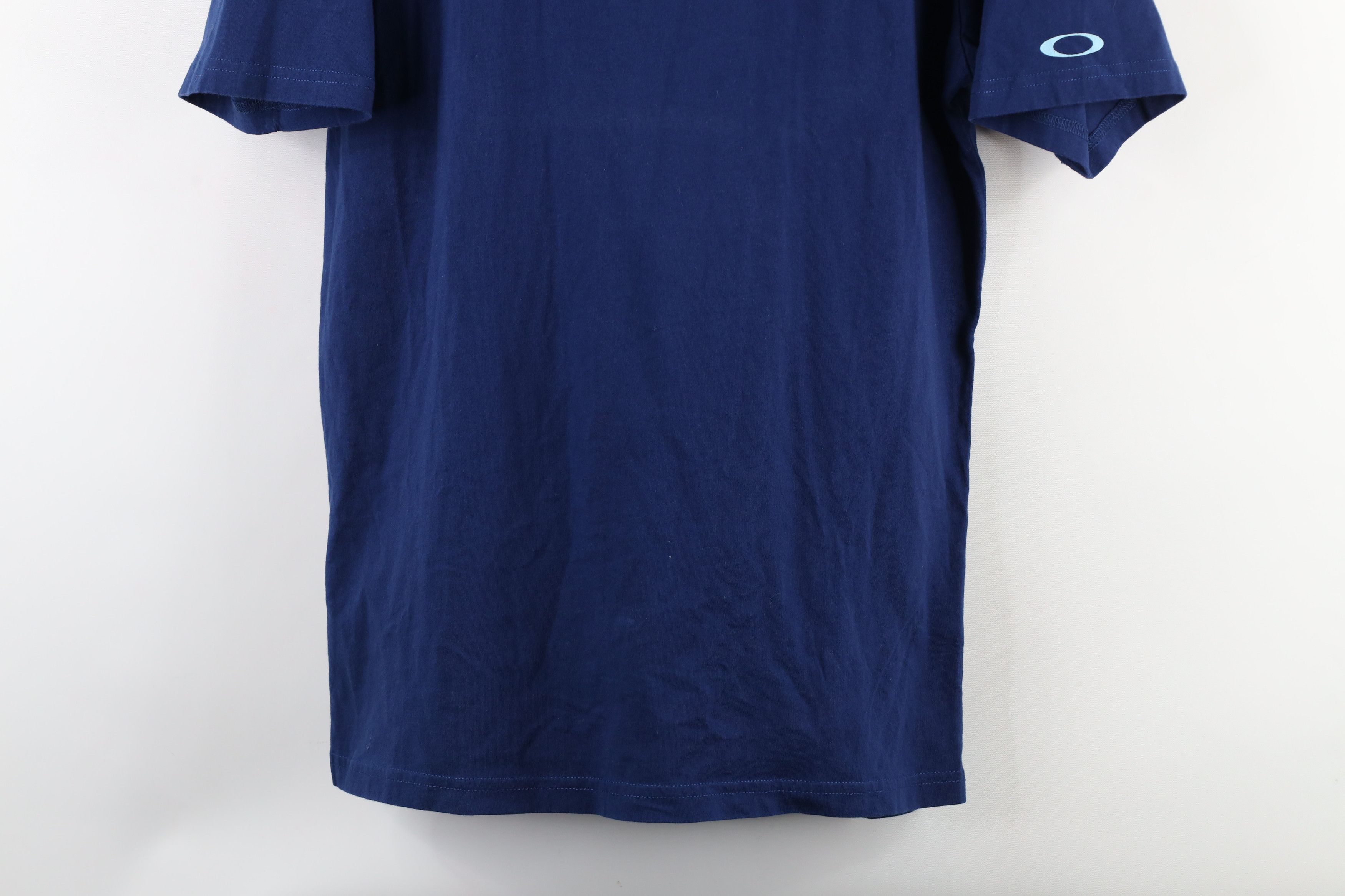 Oakley × Vintage Vintage Oakley Block Letter O Logo Short Sleeve T-Shirt Size US L / EU 52-54 / 3 - 3 Thumbnail