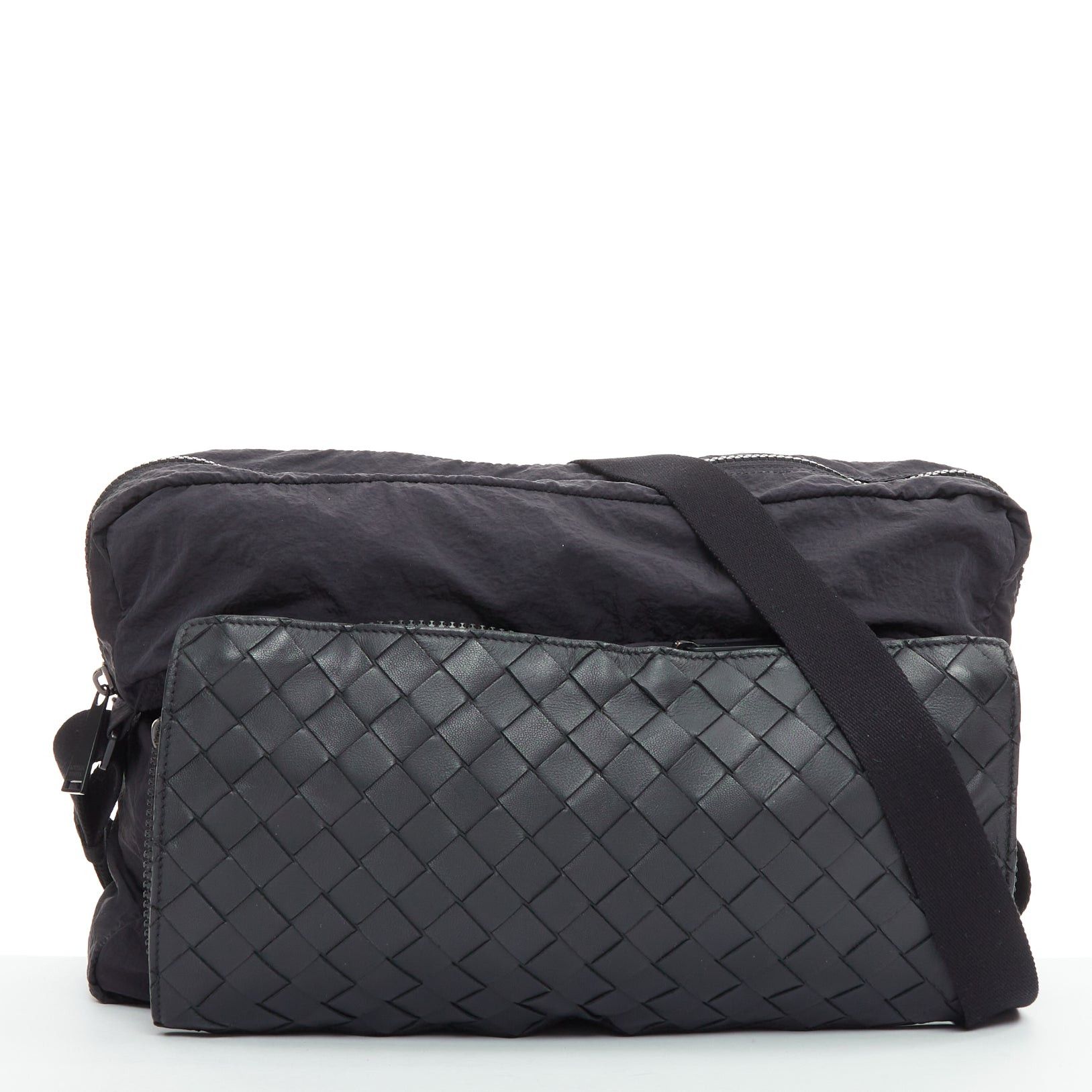 Bottega Veneta BOTTEGA VENETA Intrecciato Foldable black nylon woven leather messenger bag Size ONE SIZE - 1 Thumbnail