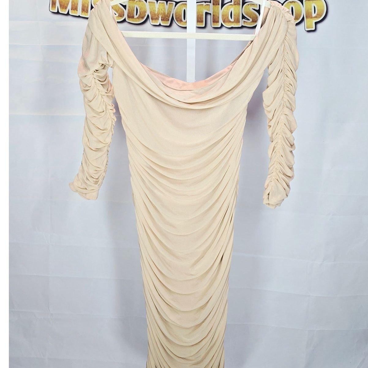 Shein Shein Nude Ruched Off-Shoulder Bodycon Dress Size XL Size XL / US 12-14 / IT 48-50 - 2 Thumbnail